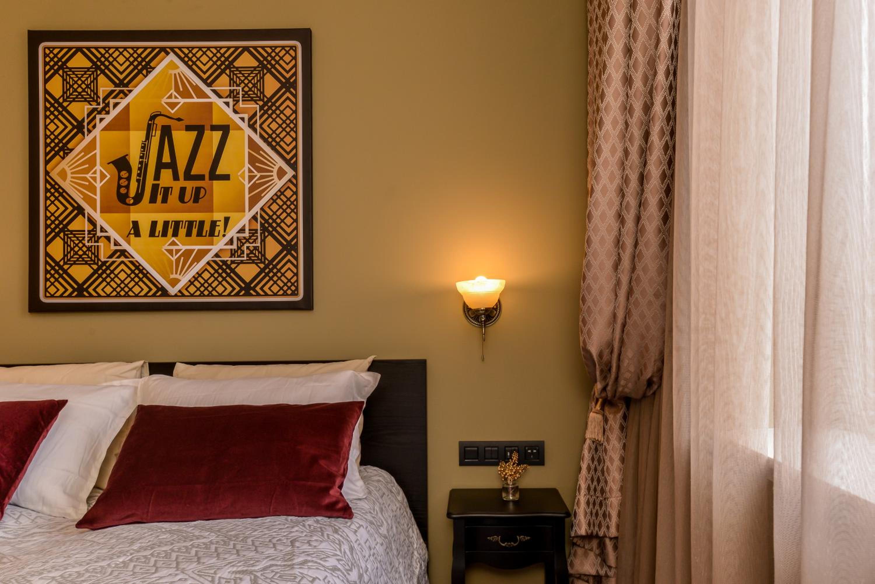 Elegant Jazzy 2-BDR Sofia Dream Suite