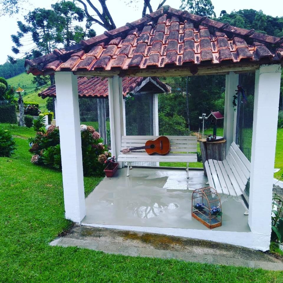 Chale na natureza dentro pousada pedacinho do ceu