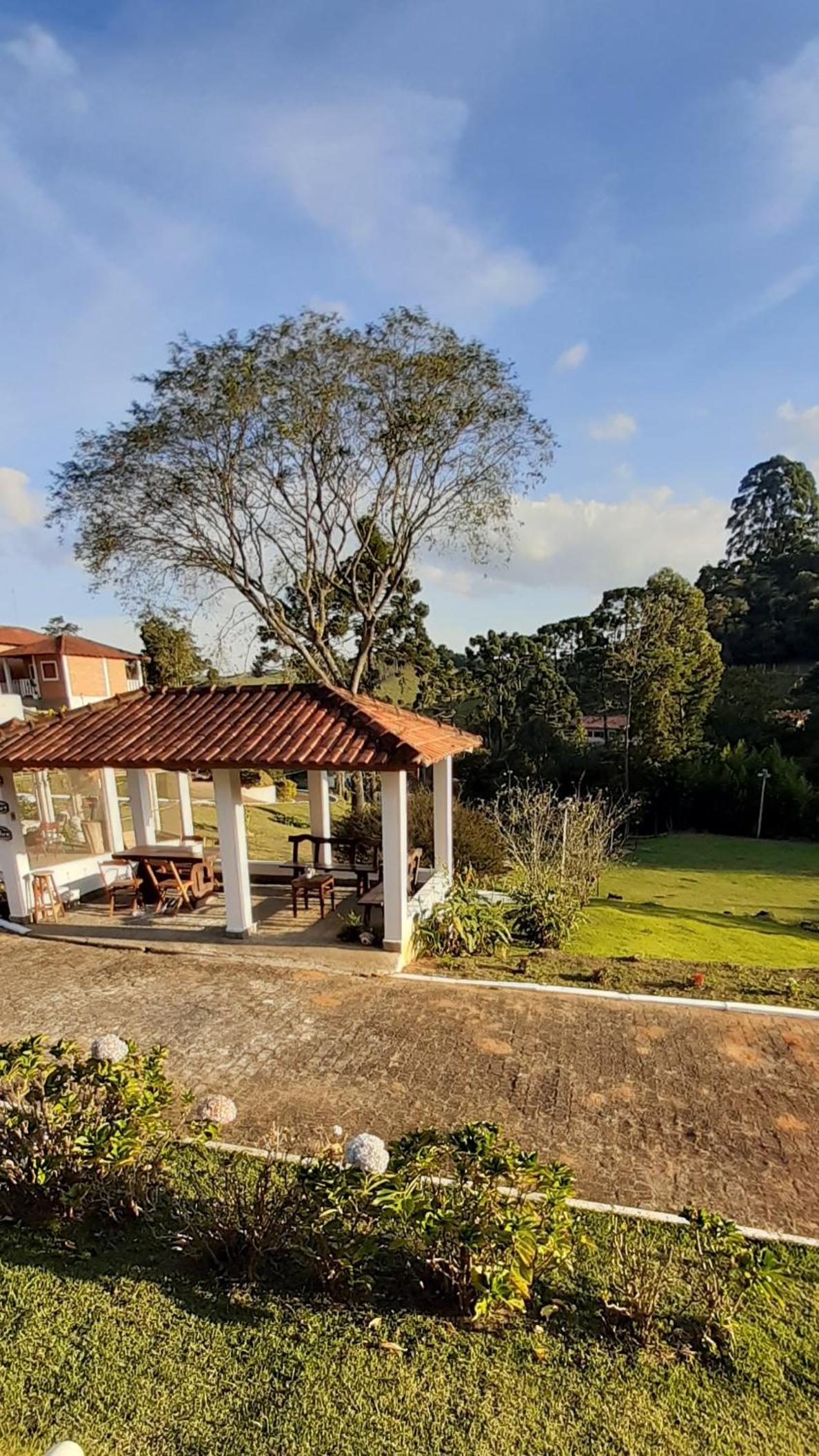 Chale na natureza dentro pousada pedacinho do ceu