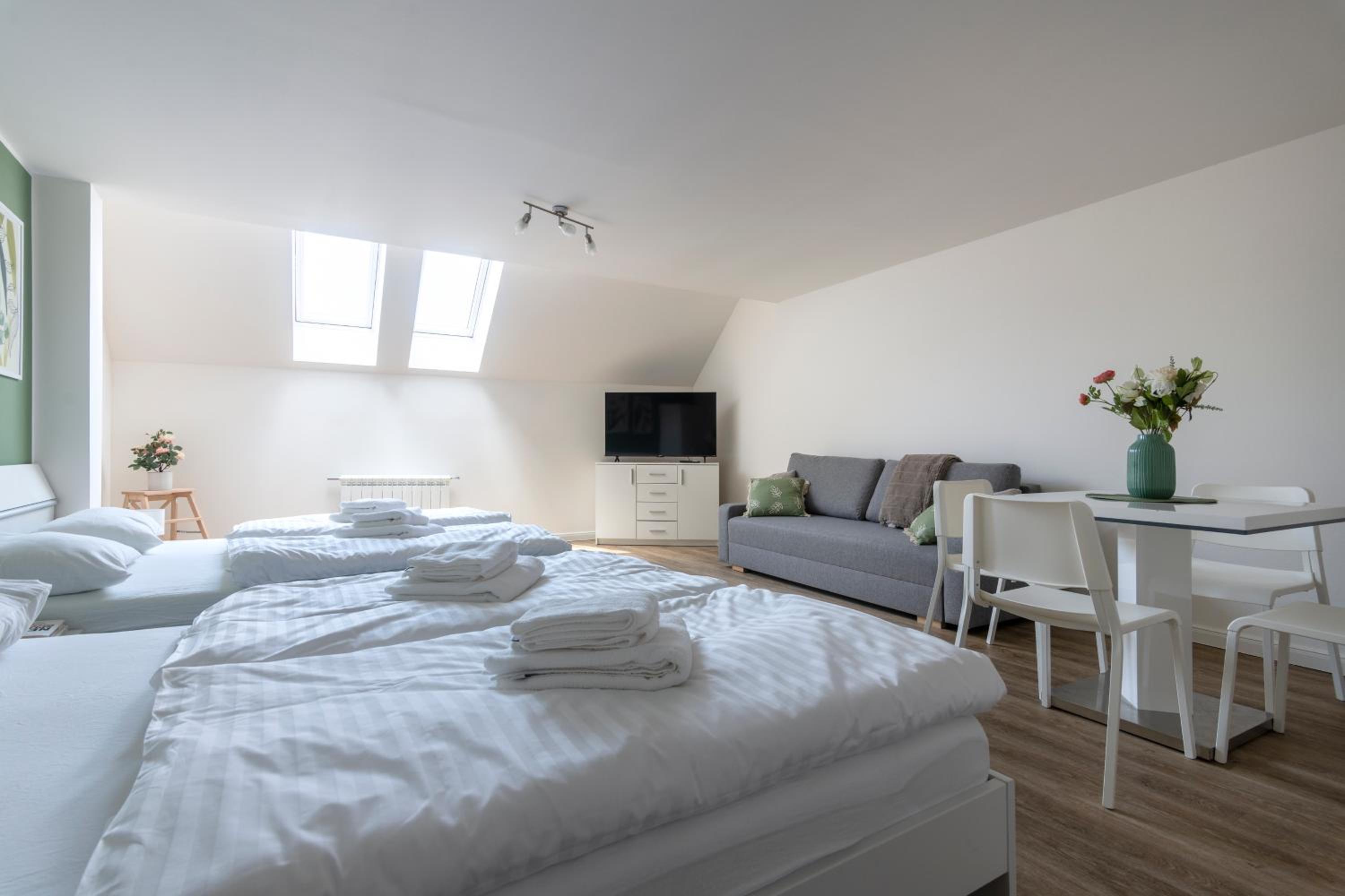 Emerald Apartments Boutique Residence