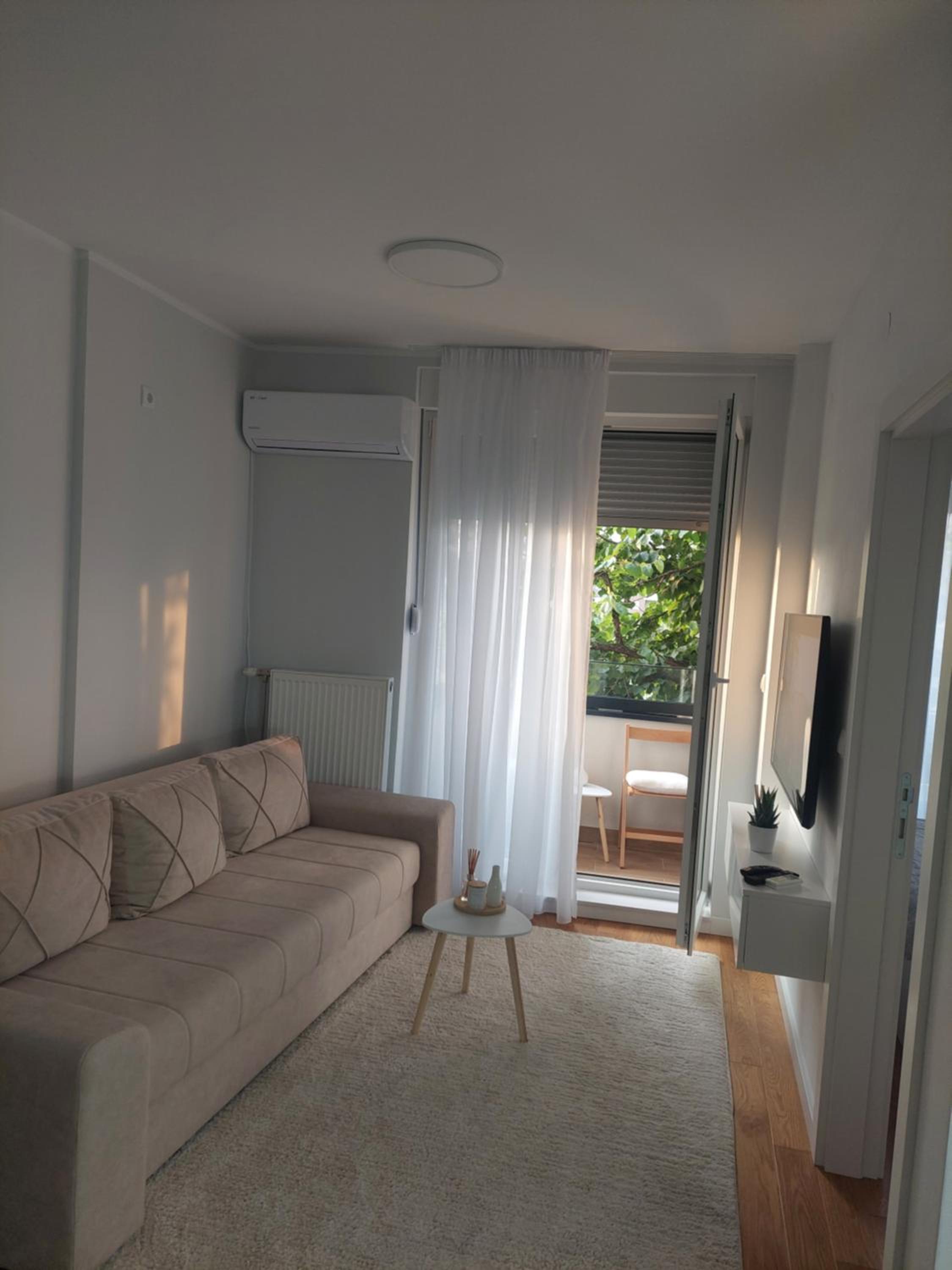 Apartman Nika view 3