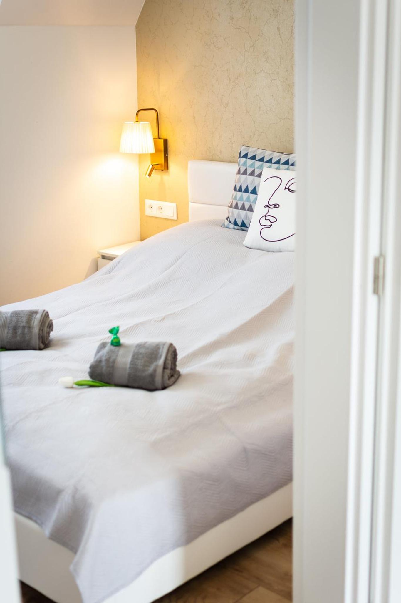 Irisz Hillside Apartman