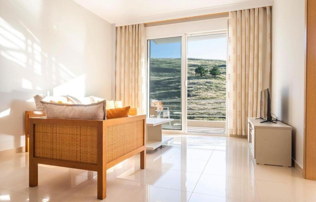 Llamani Apartments