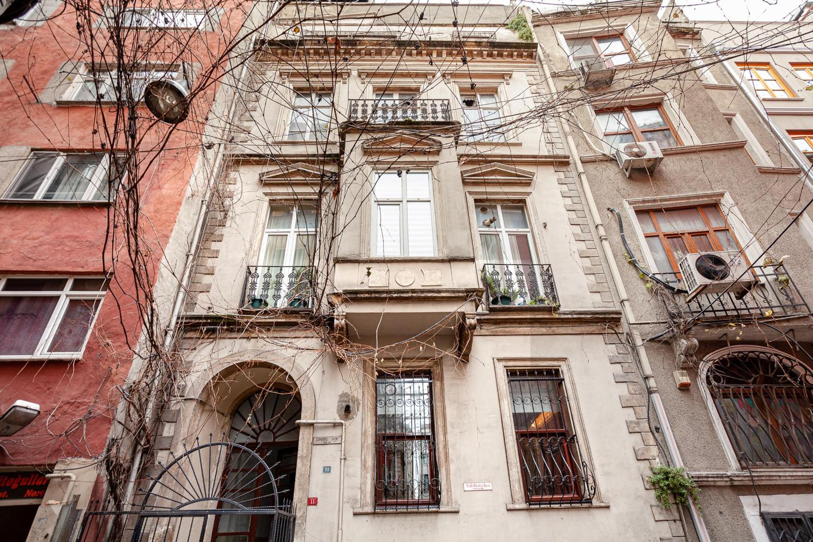 Stylish Flat Near Istiklal Street