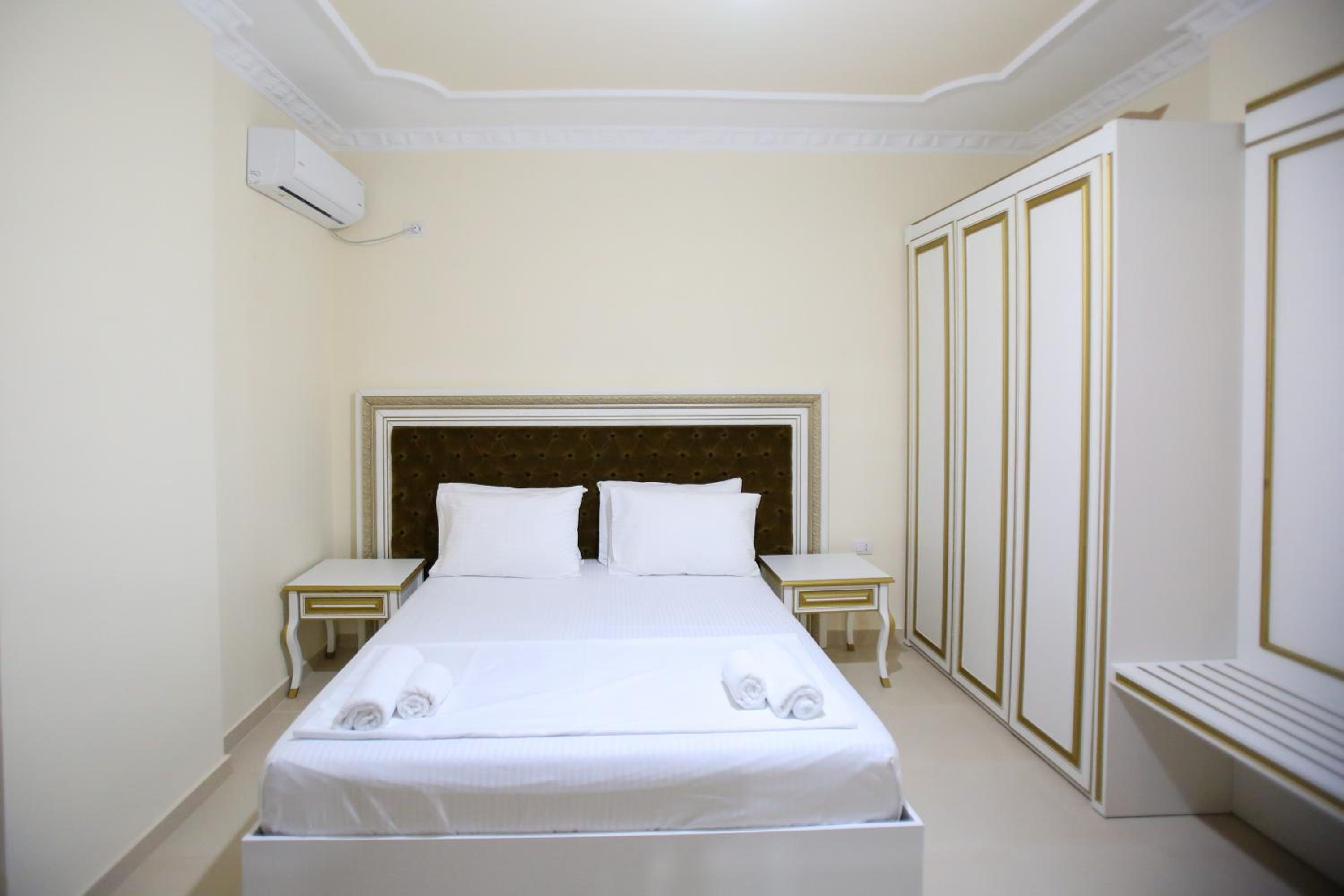 Oasis Apart-Hotel Residence Vlore