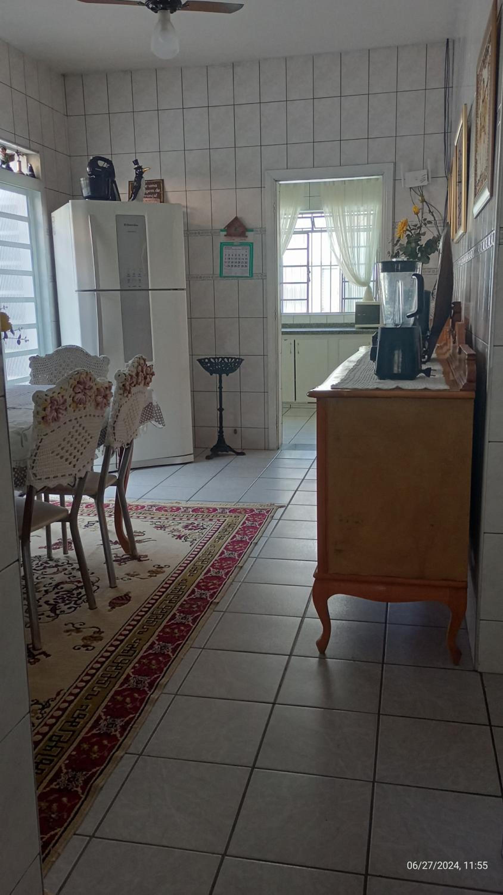CASA com ACOMODAÇÃO para 6 PESSOAS