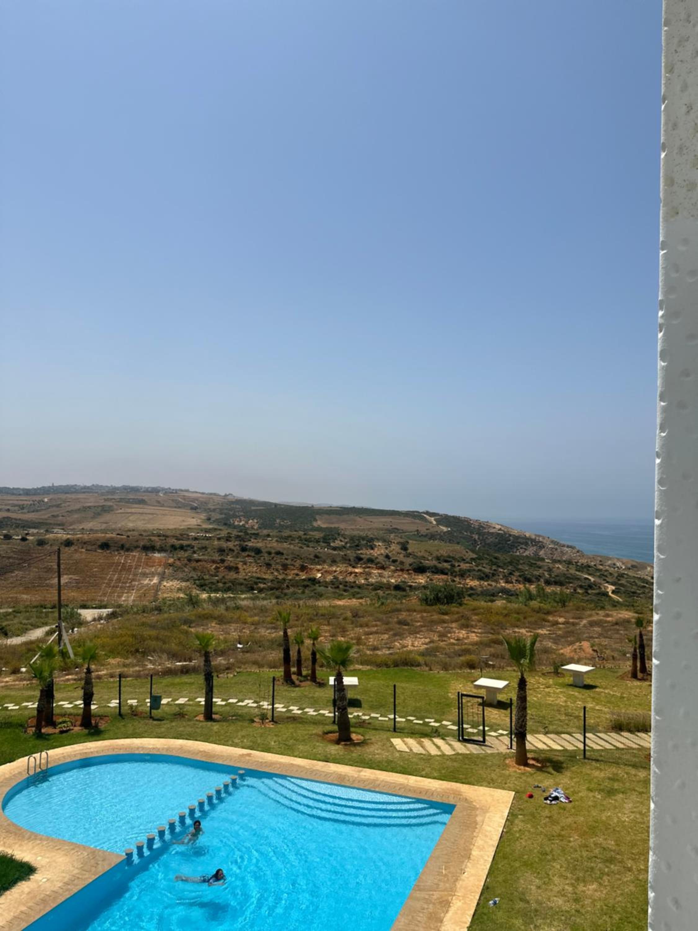 Marina golf 1 chambre vue piscine et partie mer view 4