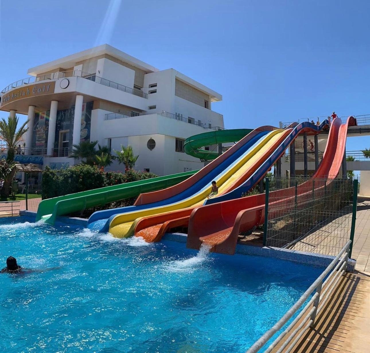 Marina golf 1 chambre vue piscine et partie mer view 5