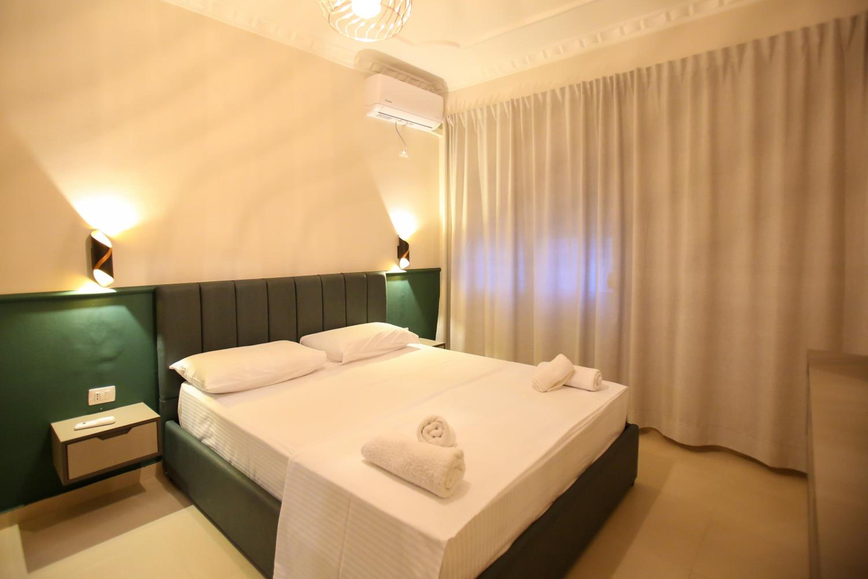 Oasis Apart-Hotel Residence Vlore