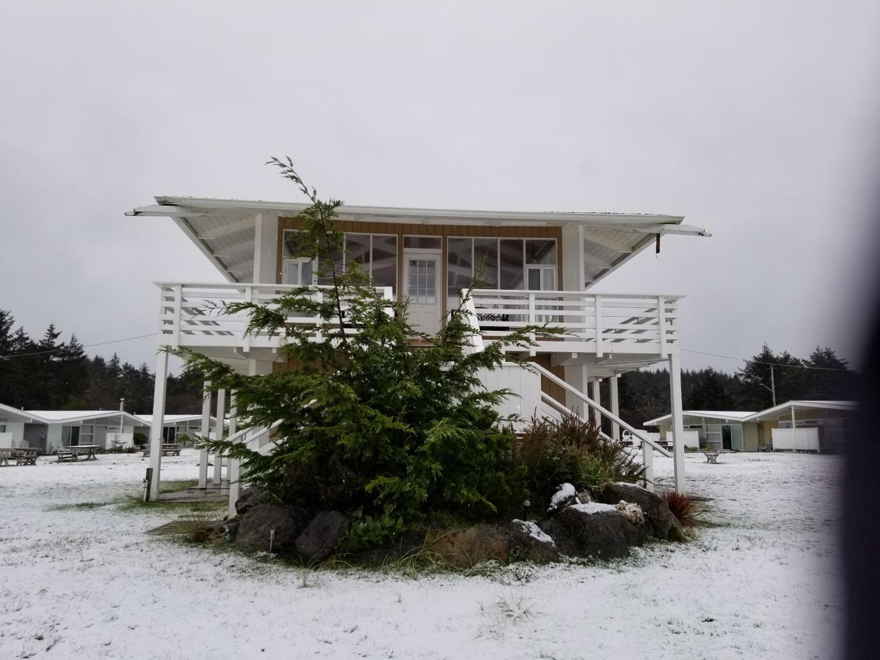 Beachwood Condos & Resort