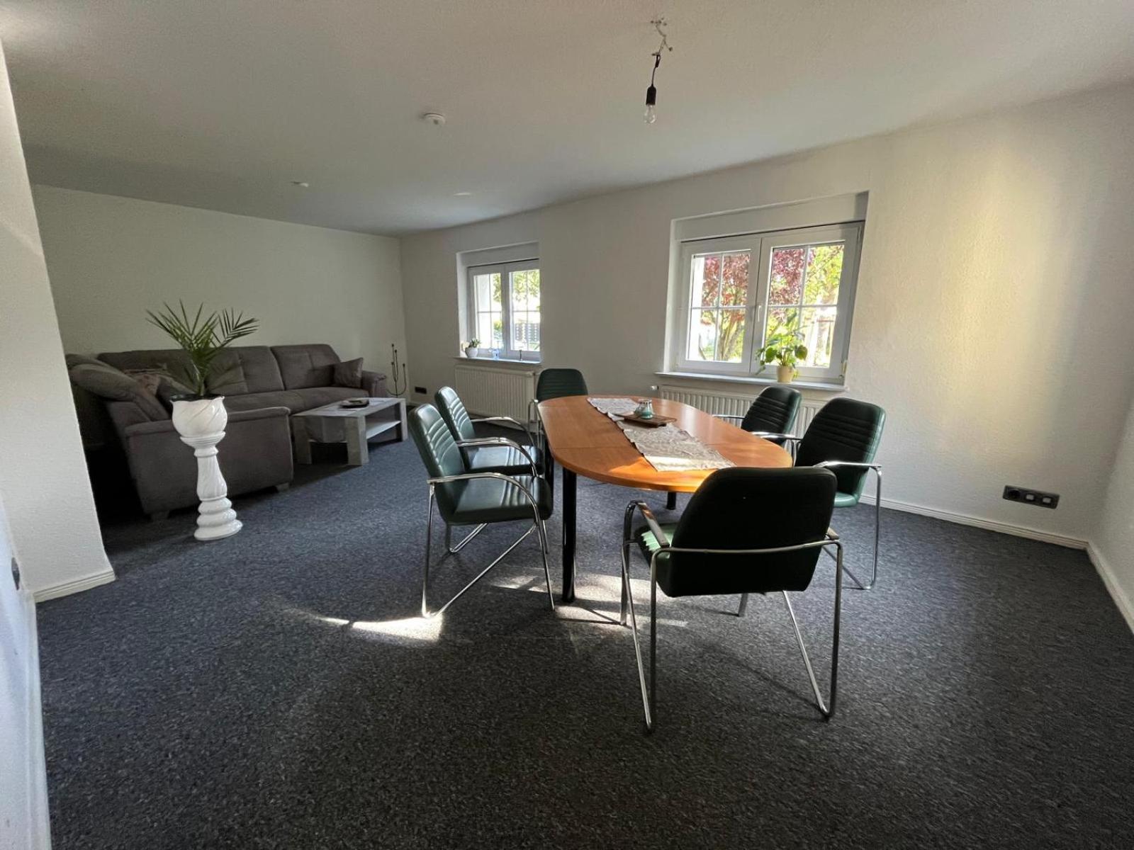 Frundsberg 24-Ferienhaus, zentral im Herzen Berlins, PKW-Stellplatz und W-LAN kostenlos