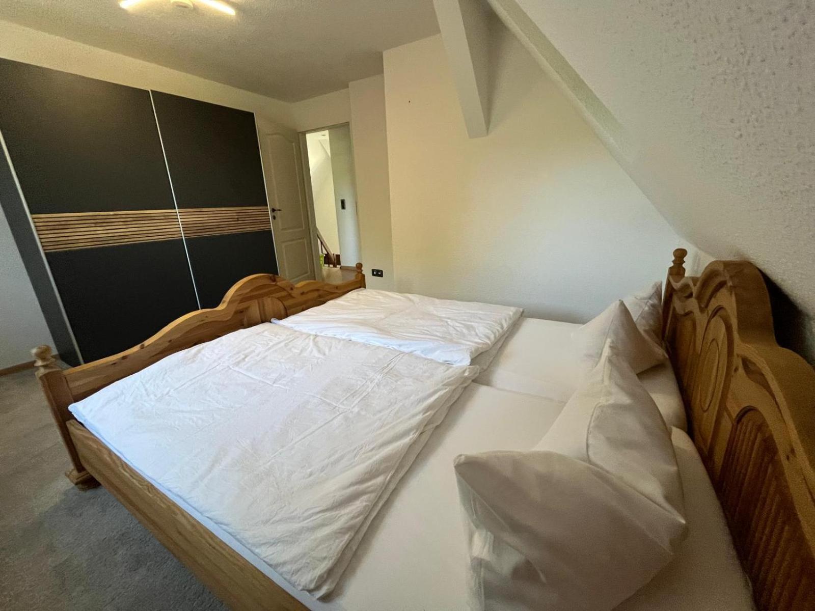 Frundsberg 24-Ferienhaus, zentral im Herzen Berlins, PKW-Stellplatz und W-LAN kostenlos