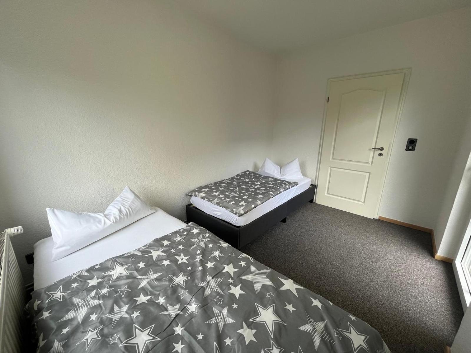 Frundsberg 24-Ferienhaus, zentral im Herzen Berlins, PKW-Stellplatz und W-LAN kostenlos