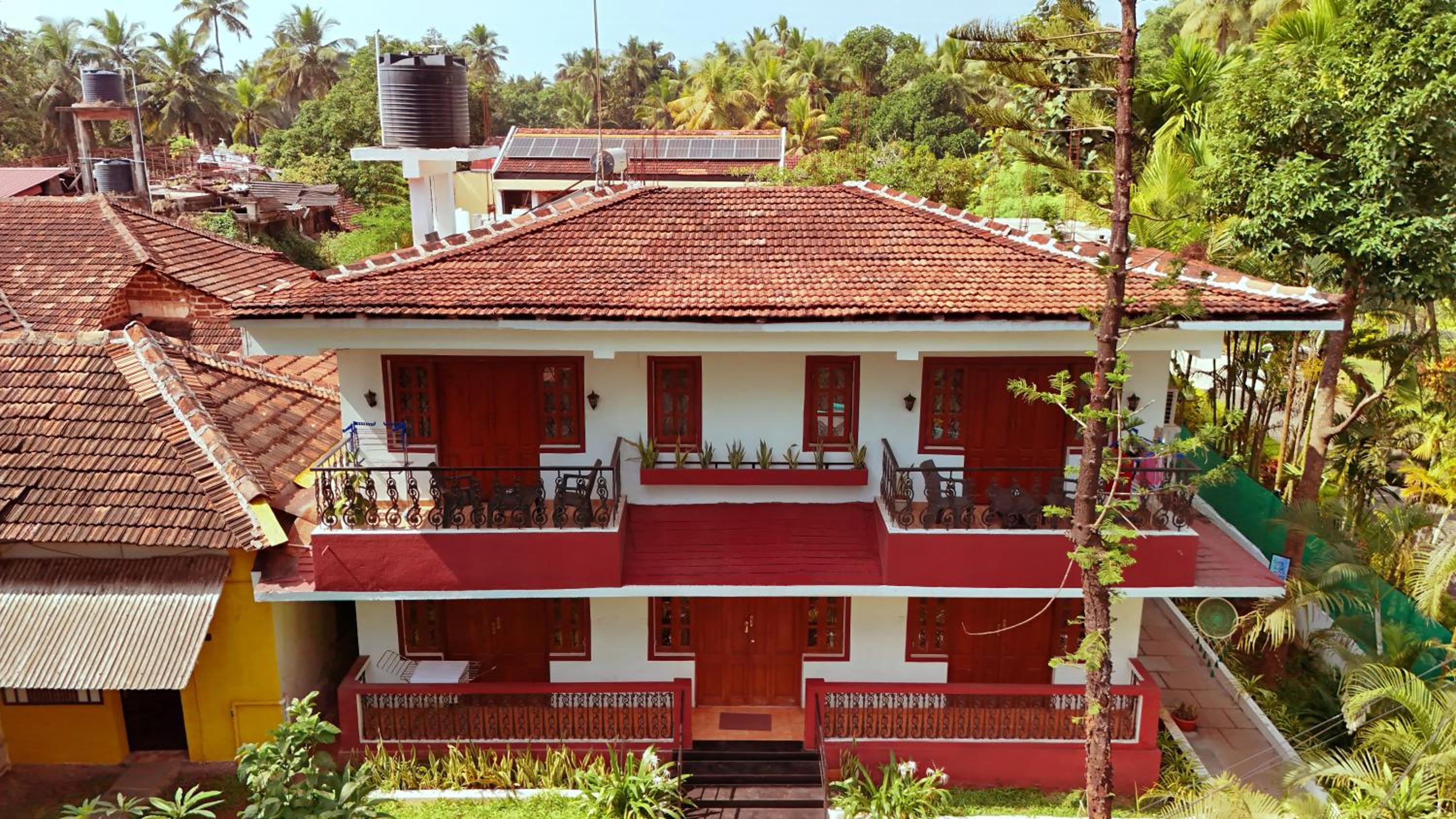 Villa Barbosa, 2 BHK Villa & Luxury Rooms near Colva, Sernabatim, Benaulim Beach view 2