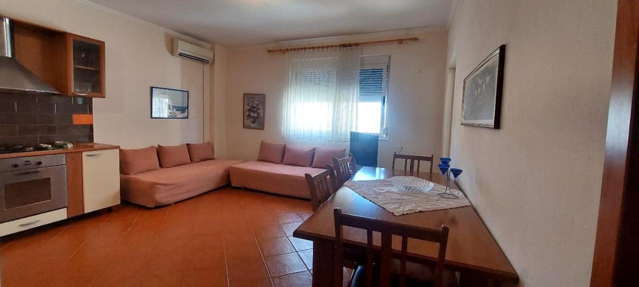 Appartamento al mare - Mali i Robit- Golem