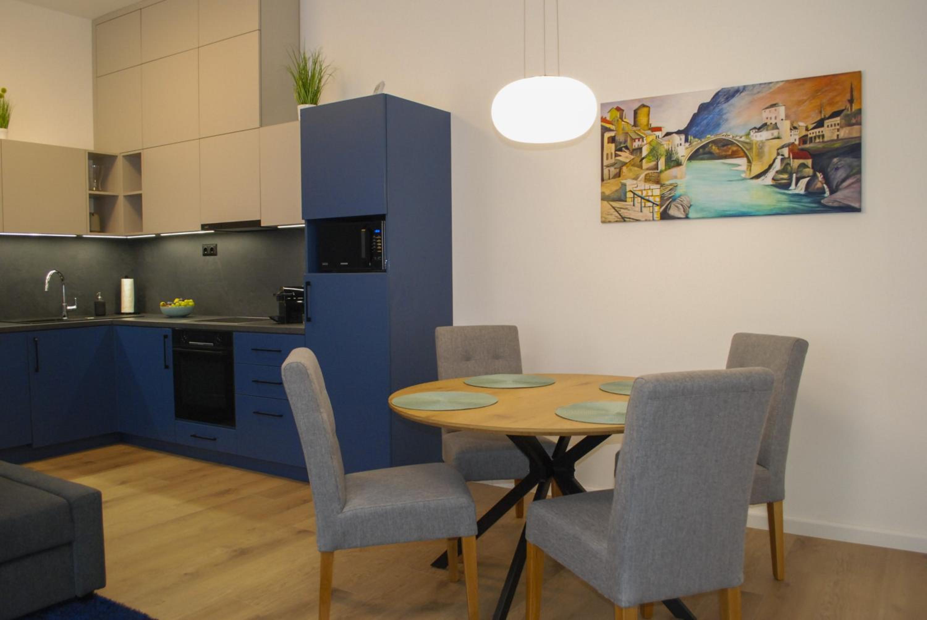 Sunny apartment in Buda view 2