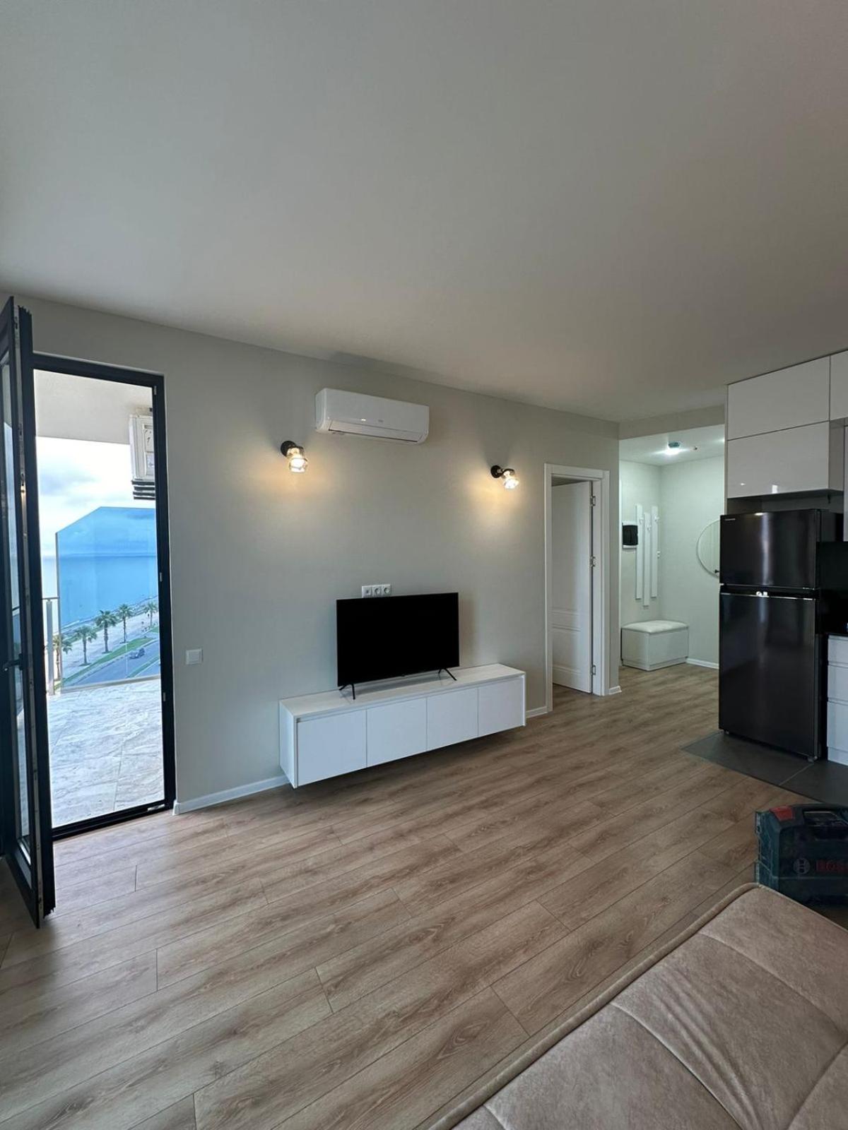 Pearl of Batumi, Seaview Boulevard view 4