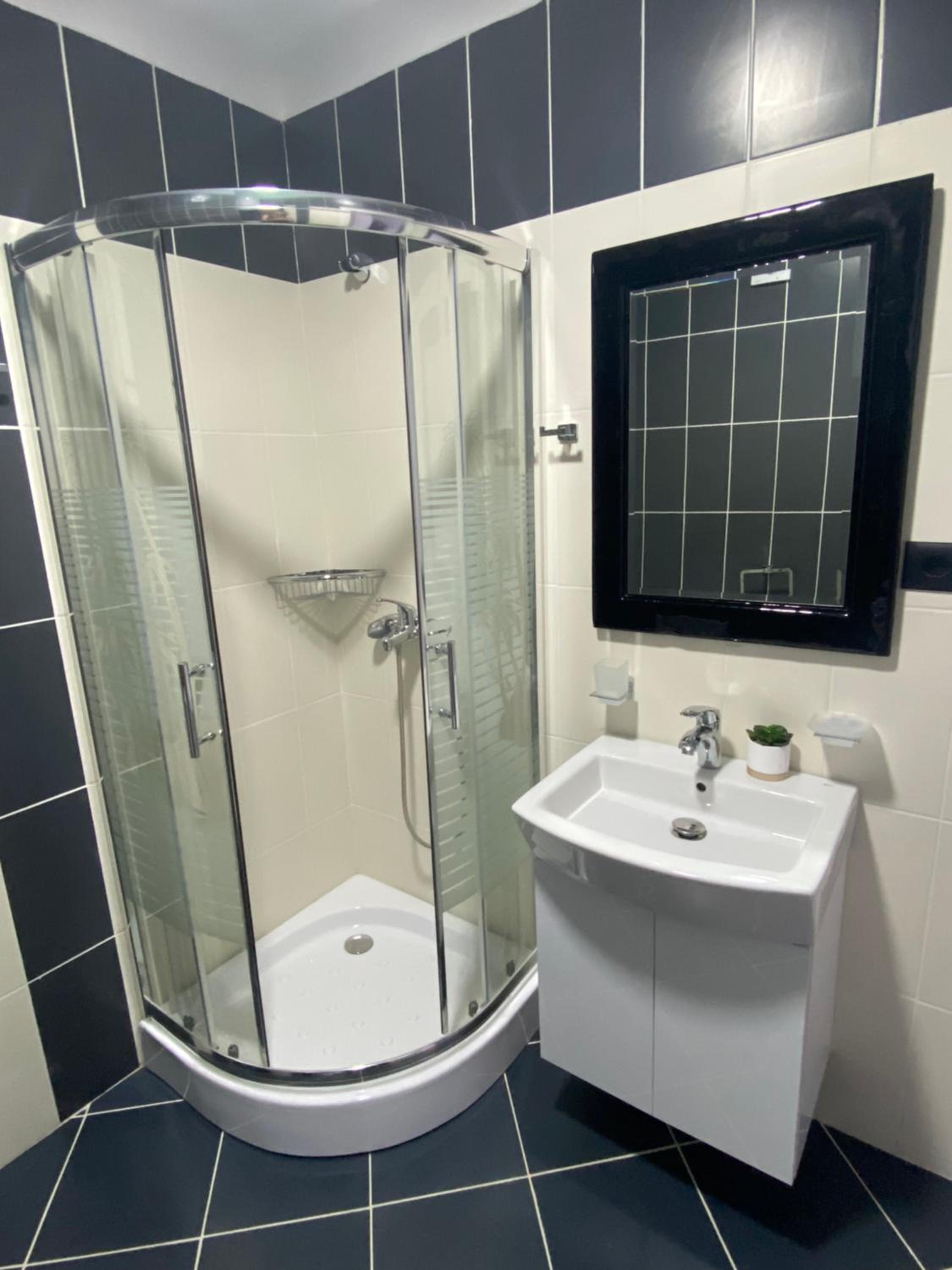 Lulu Suites - Blue photo 4