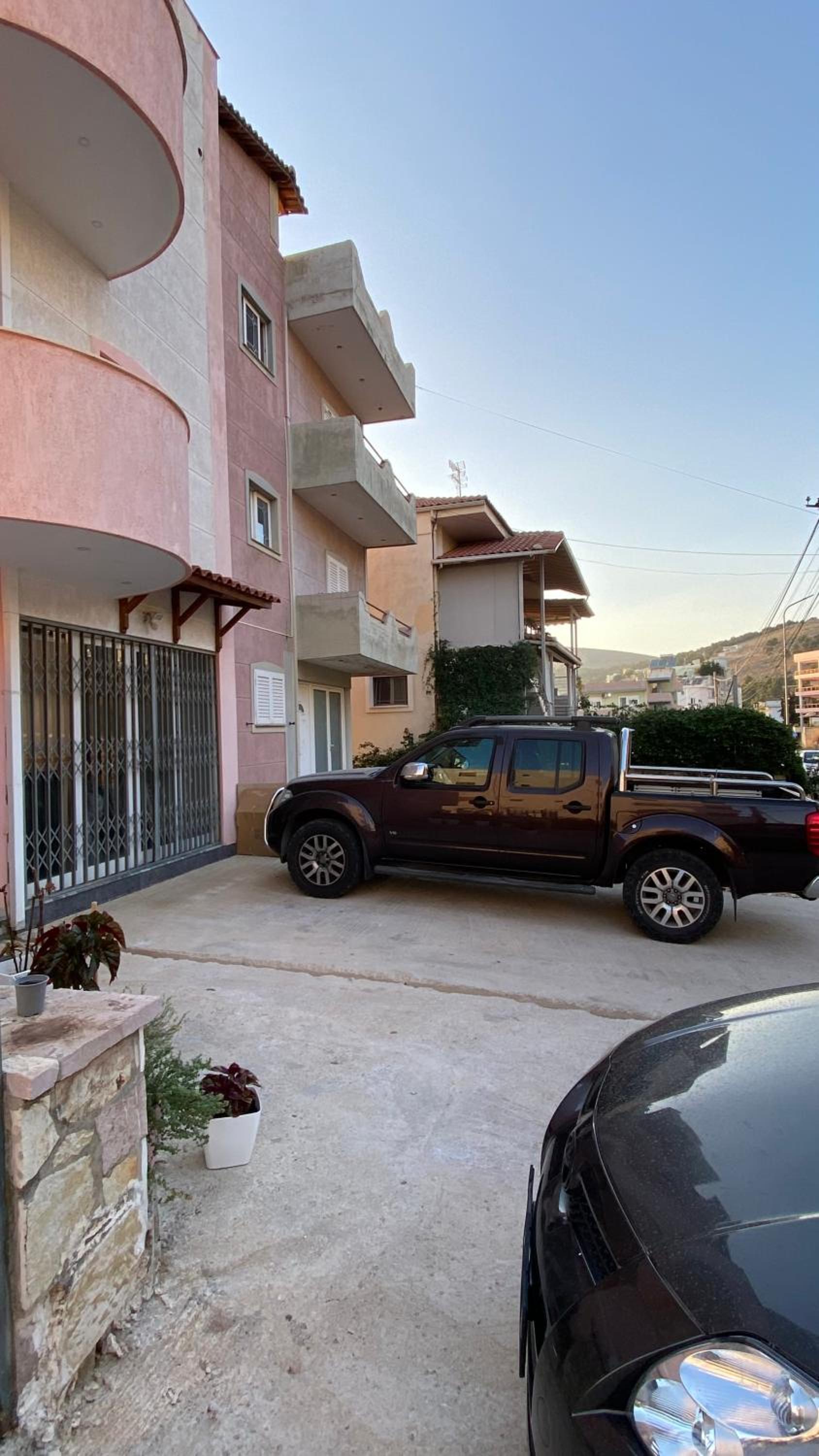 Vila Tani-2 Studios&Apartments Parking