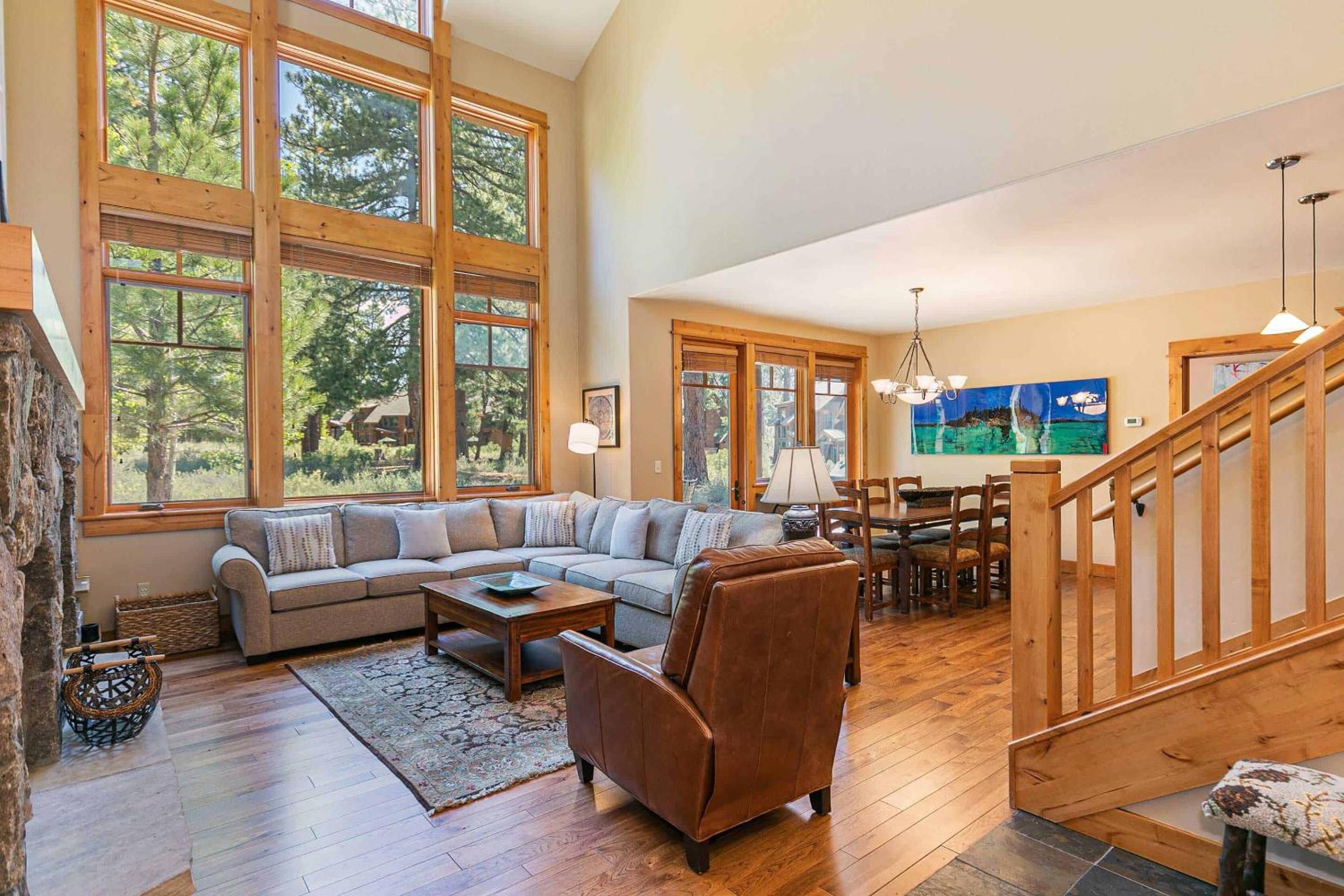 Fairway Drive 13151 by East West Hospitality view 2