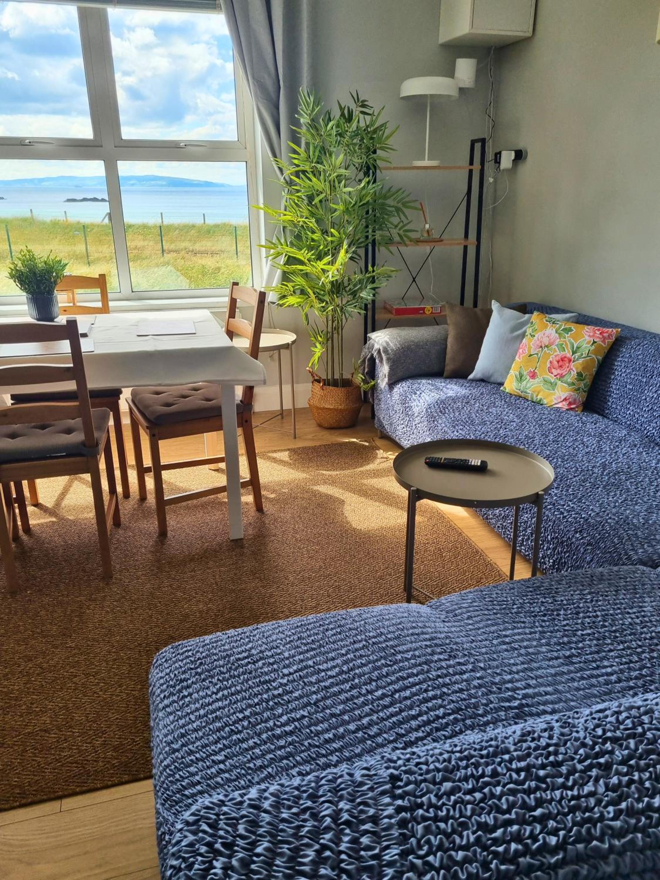 Panoramic Sea View Beach Apartment - Dunluce Park 6, photo 32