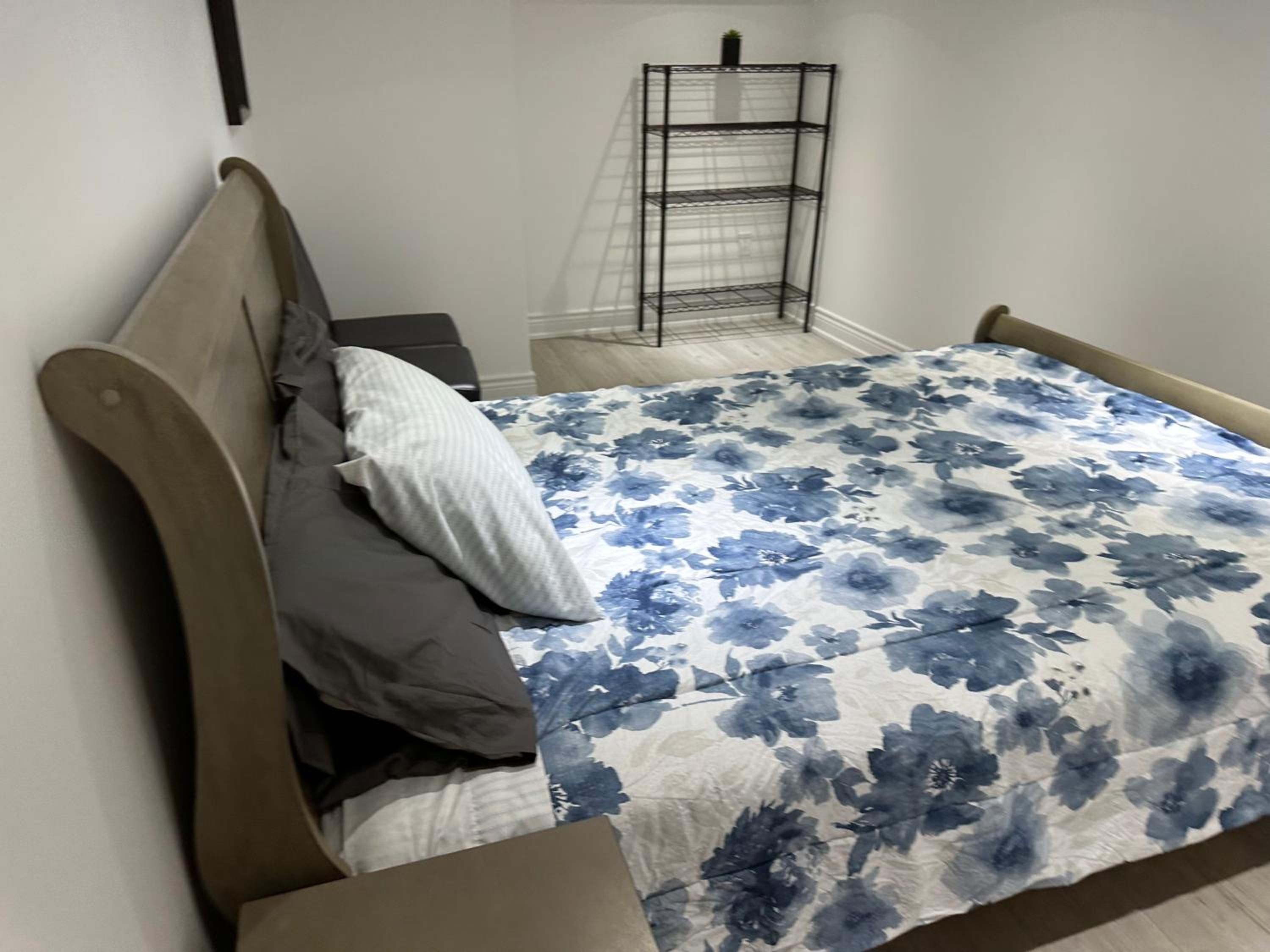 Double bedroom on up or 3 bedrooms in basement near Eglinton subway station