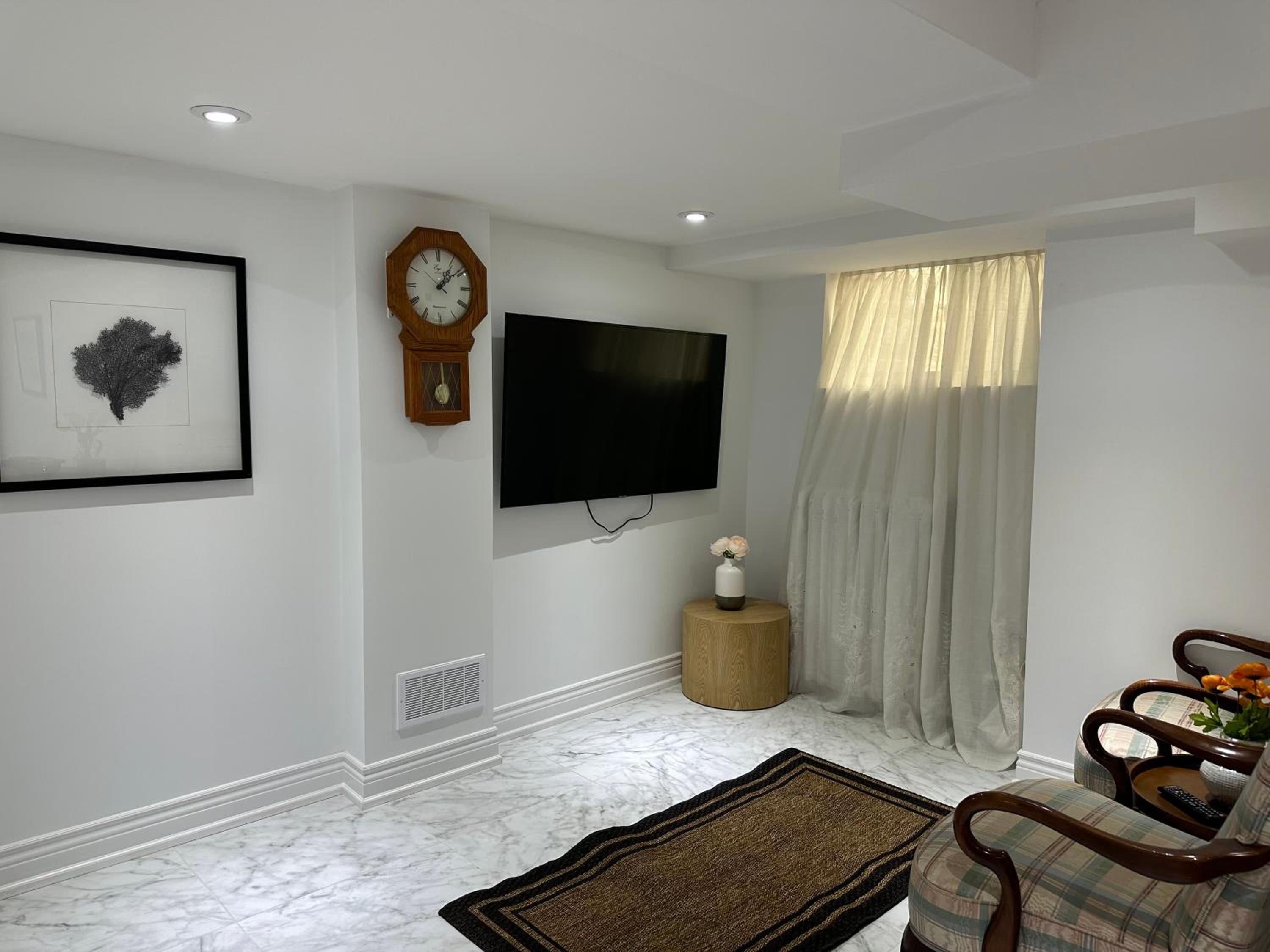 Double bedroom on up or 3 bedrooms in basement near Eglinton subway station