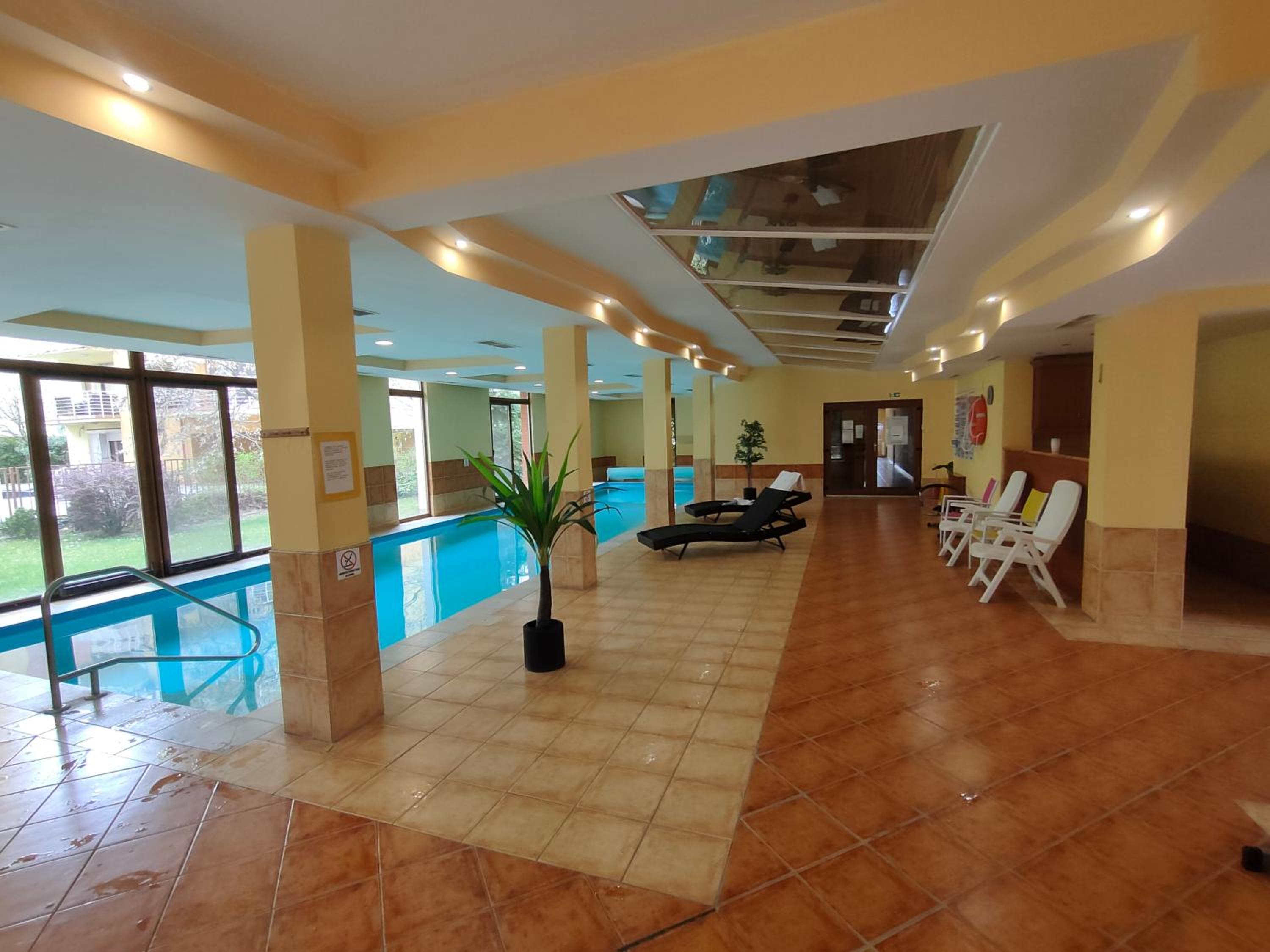 ReNiCa Wellness Apartman Siófok