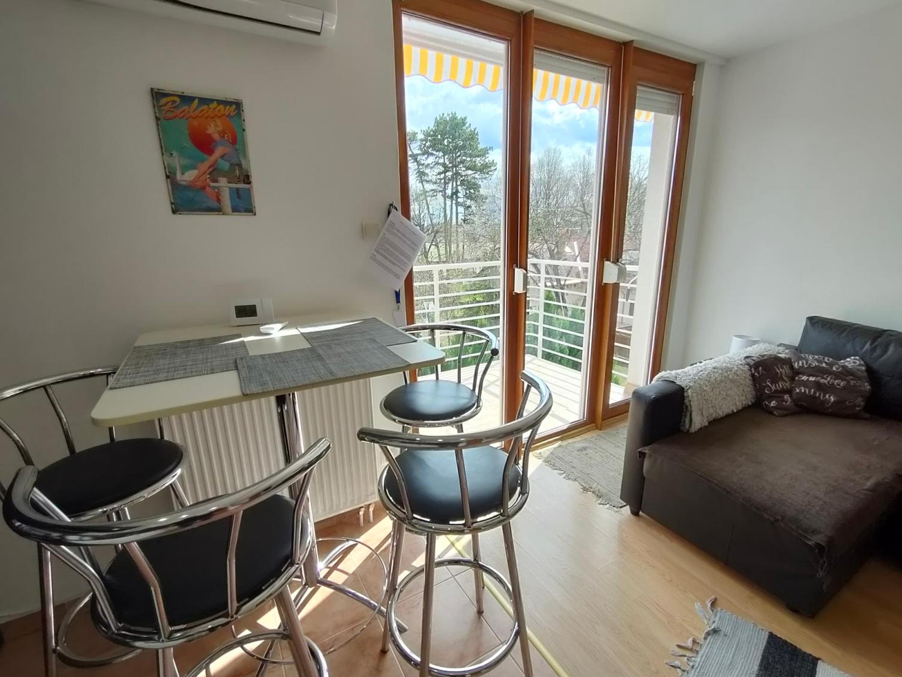 ReNiCa Wellness Apartman Siófok