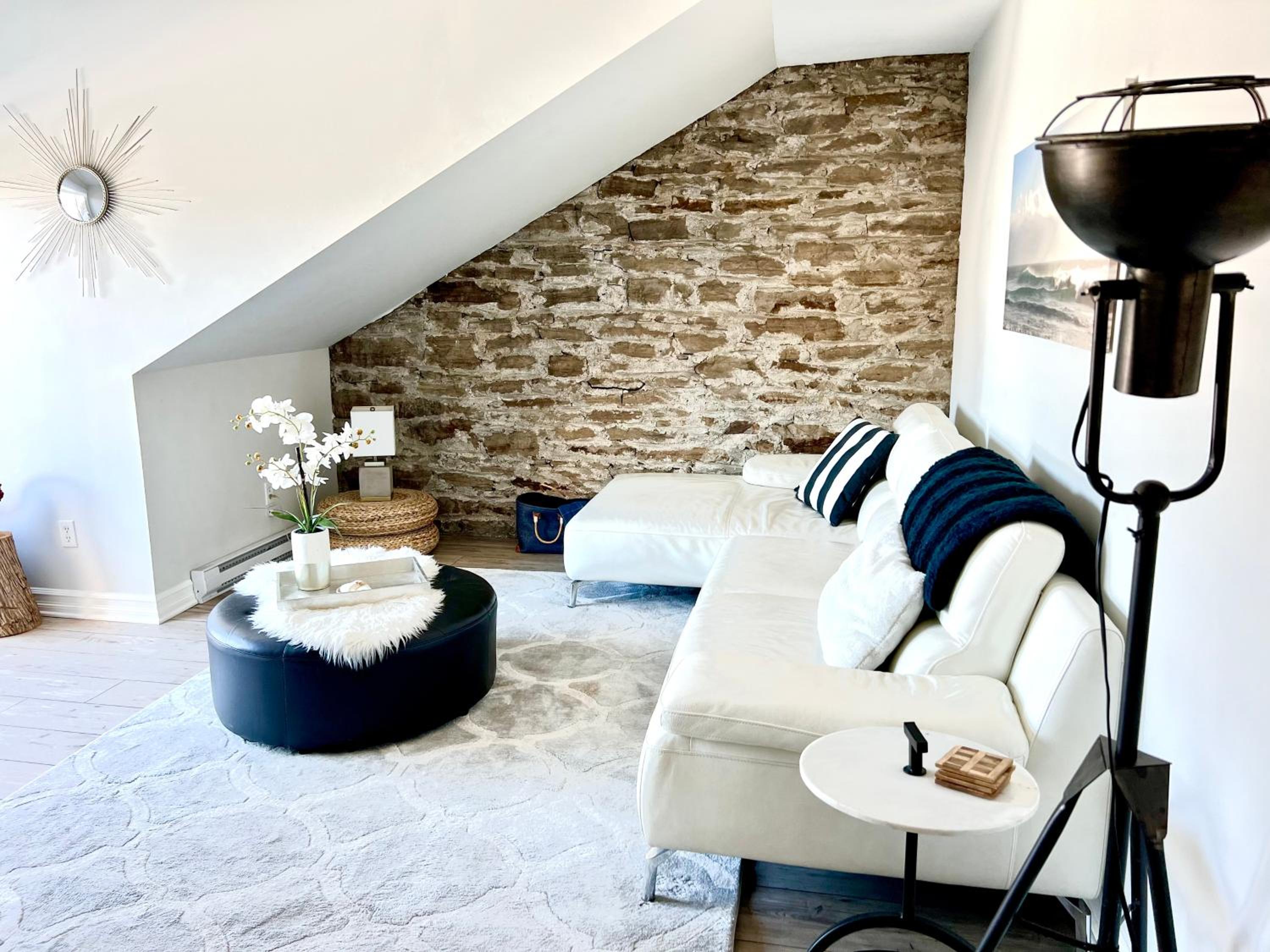 Luxury Heritage Escape with Spectacular Tay Basin View