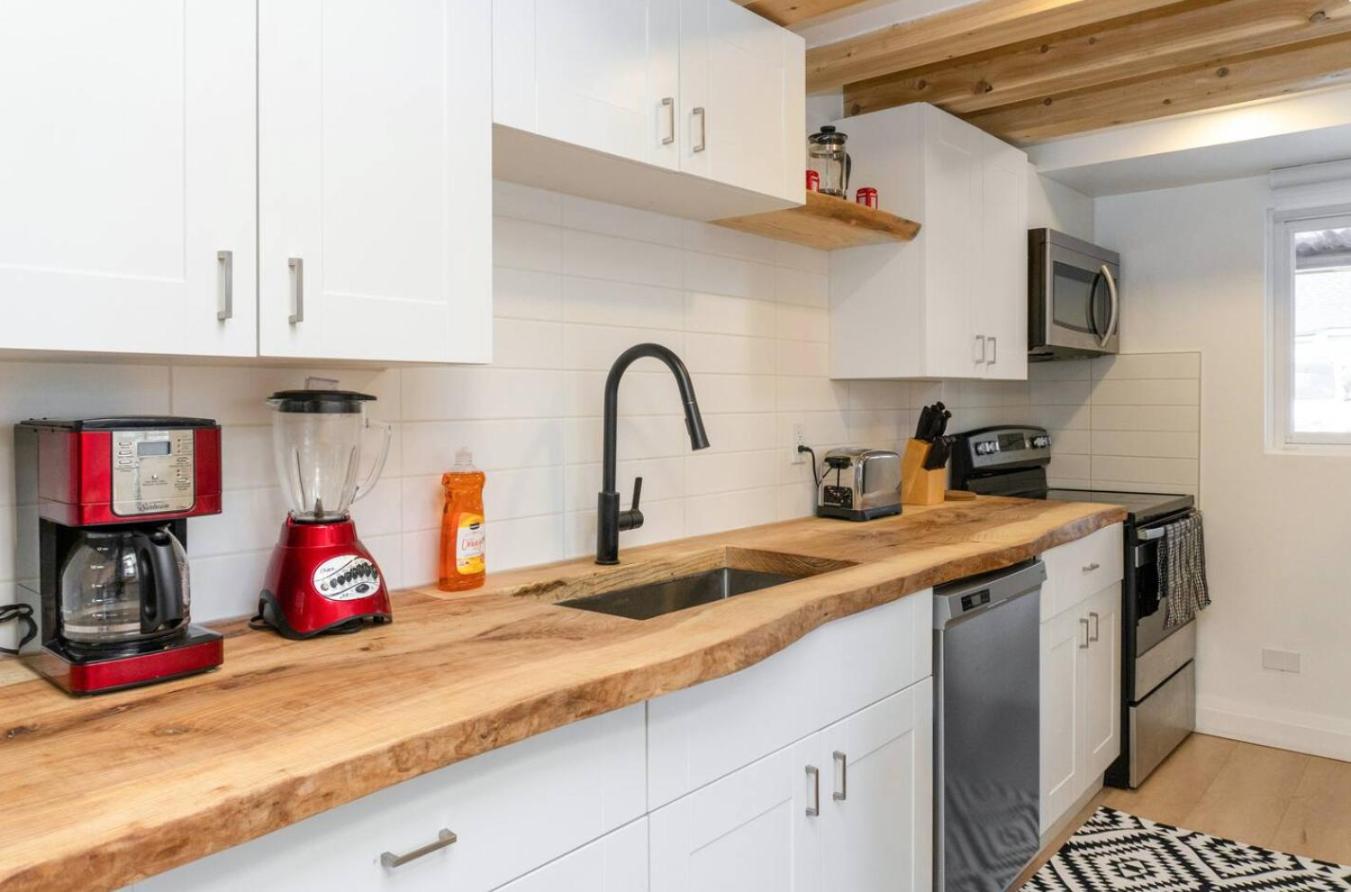 Kitchener Vacations - Cozy Cottage Style House - Property Image 21