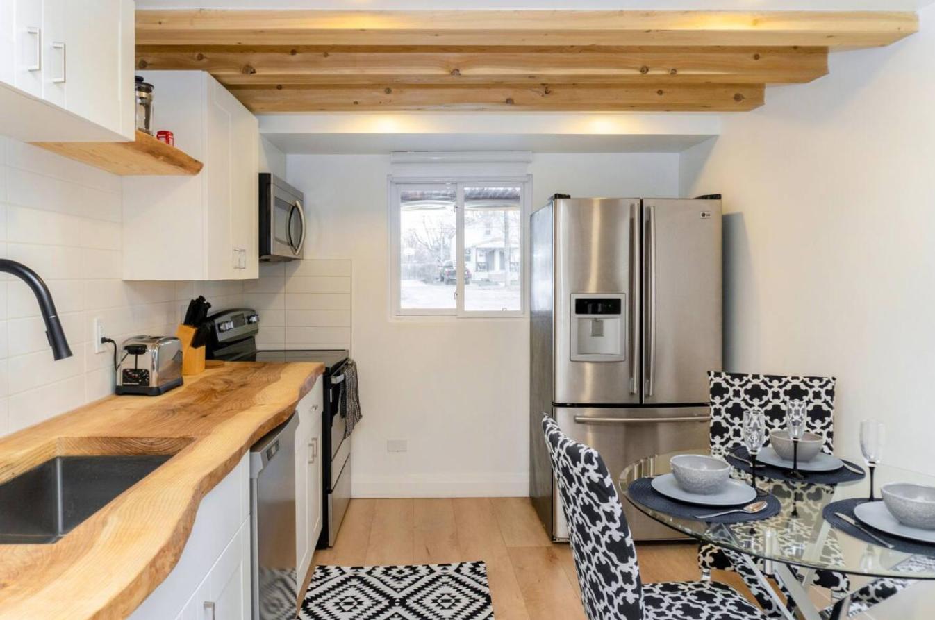 Kitchener Vacations - Cozy Cottage Style House - Property Image 27