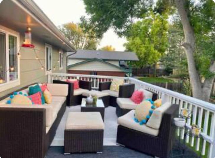 Hotel Home away from home Large Backyard by Lake Loveland - Image 1