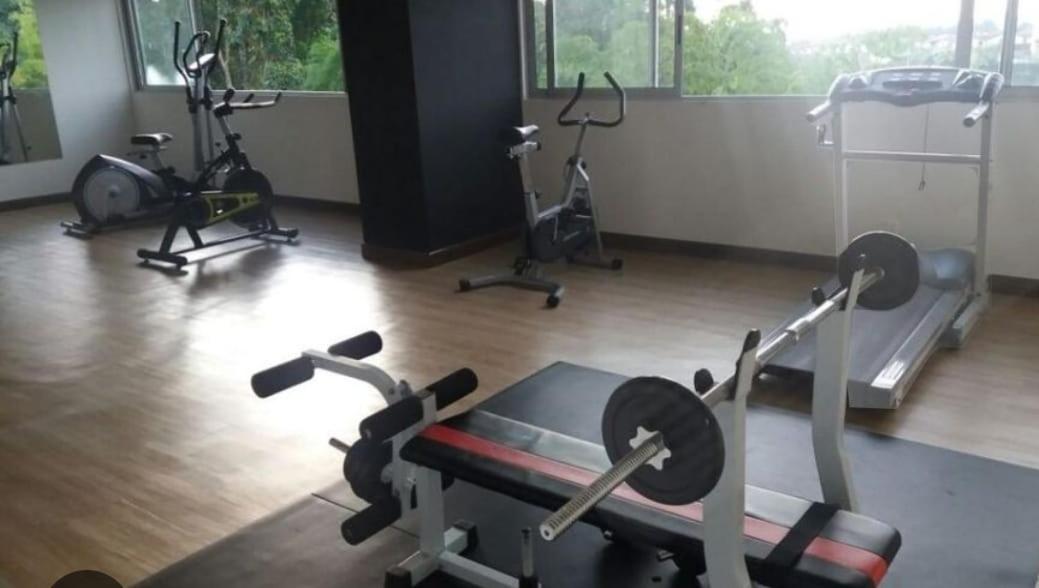 Linda habitación vacacional en apto compartido