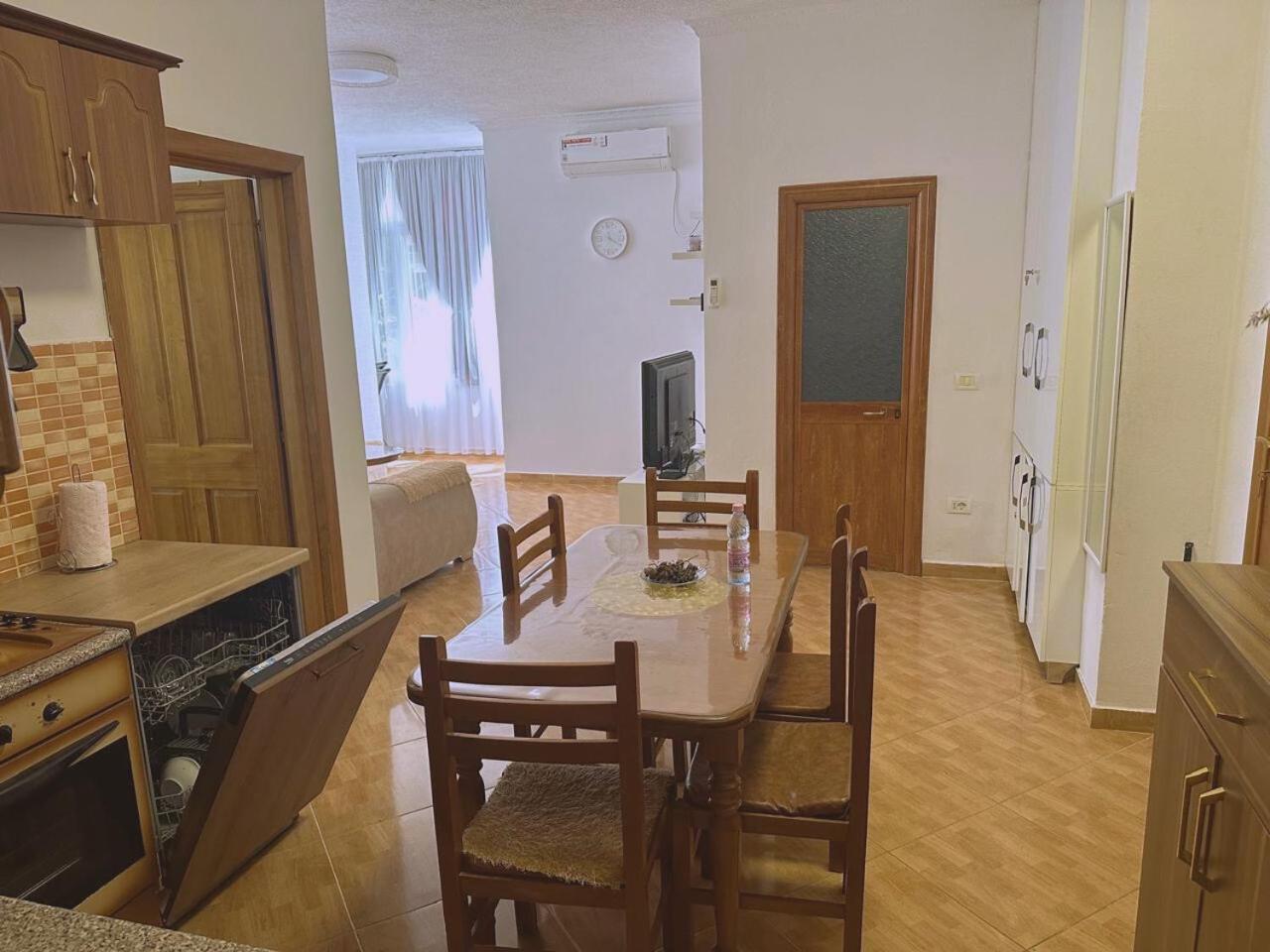 Aral Apartments