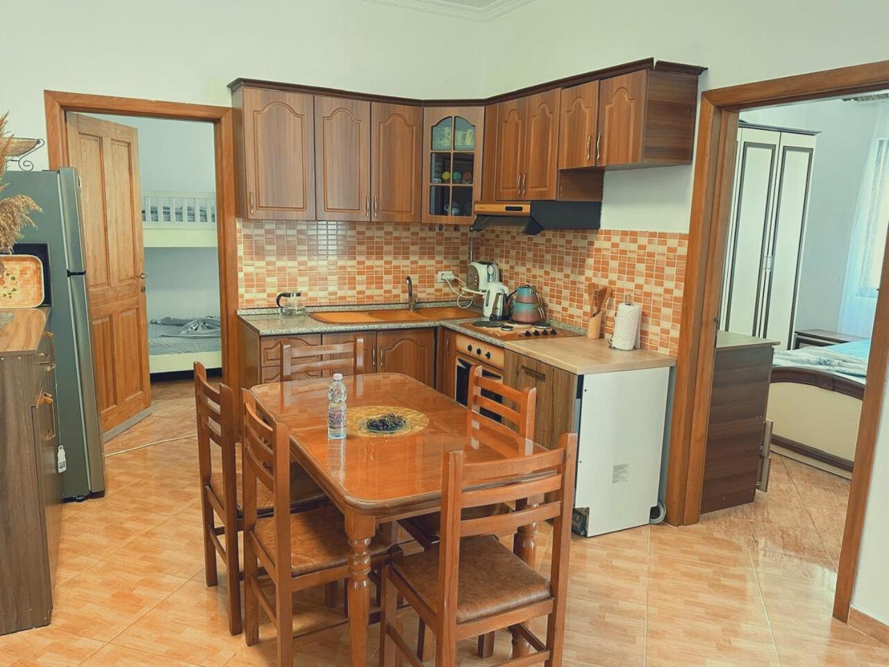 Aral Apartments
