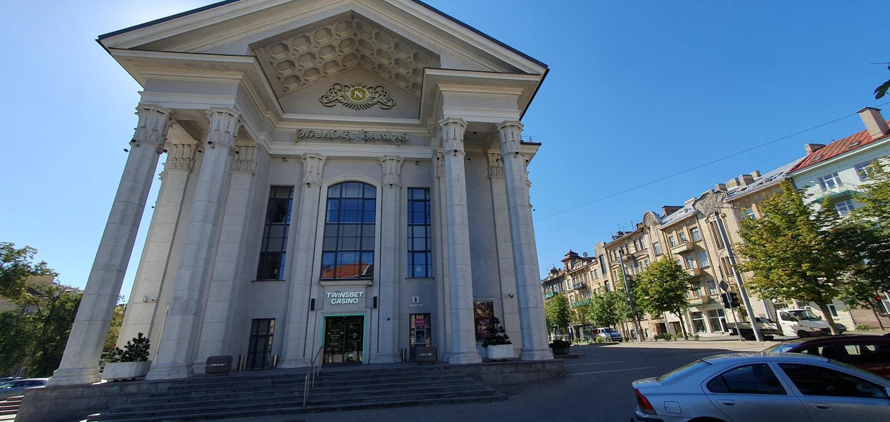 Photo 19