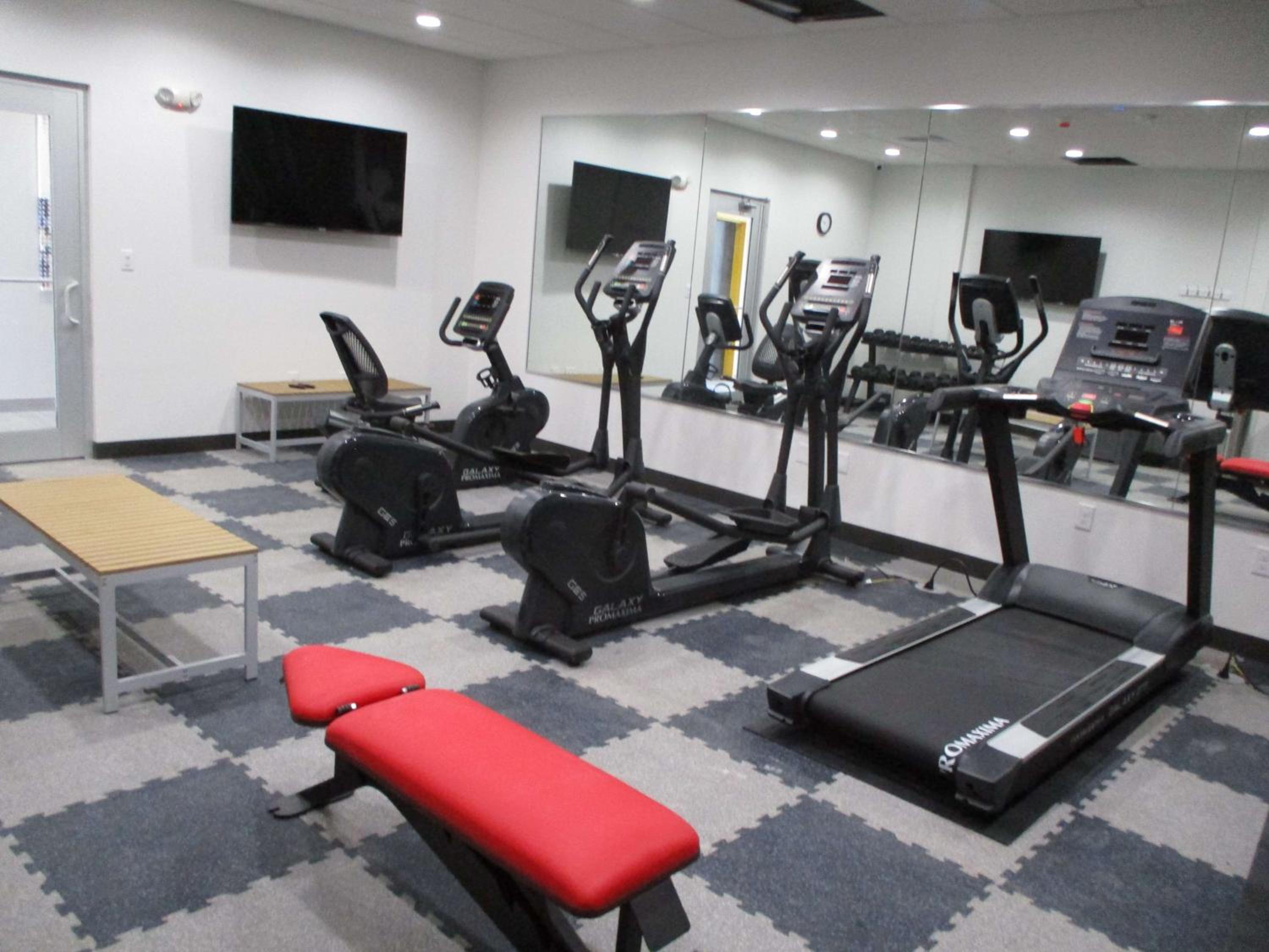 Enid Vacations - GLo Best Western Enid OK Downtown - Convention Center Hotel - Property Image 5