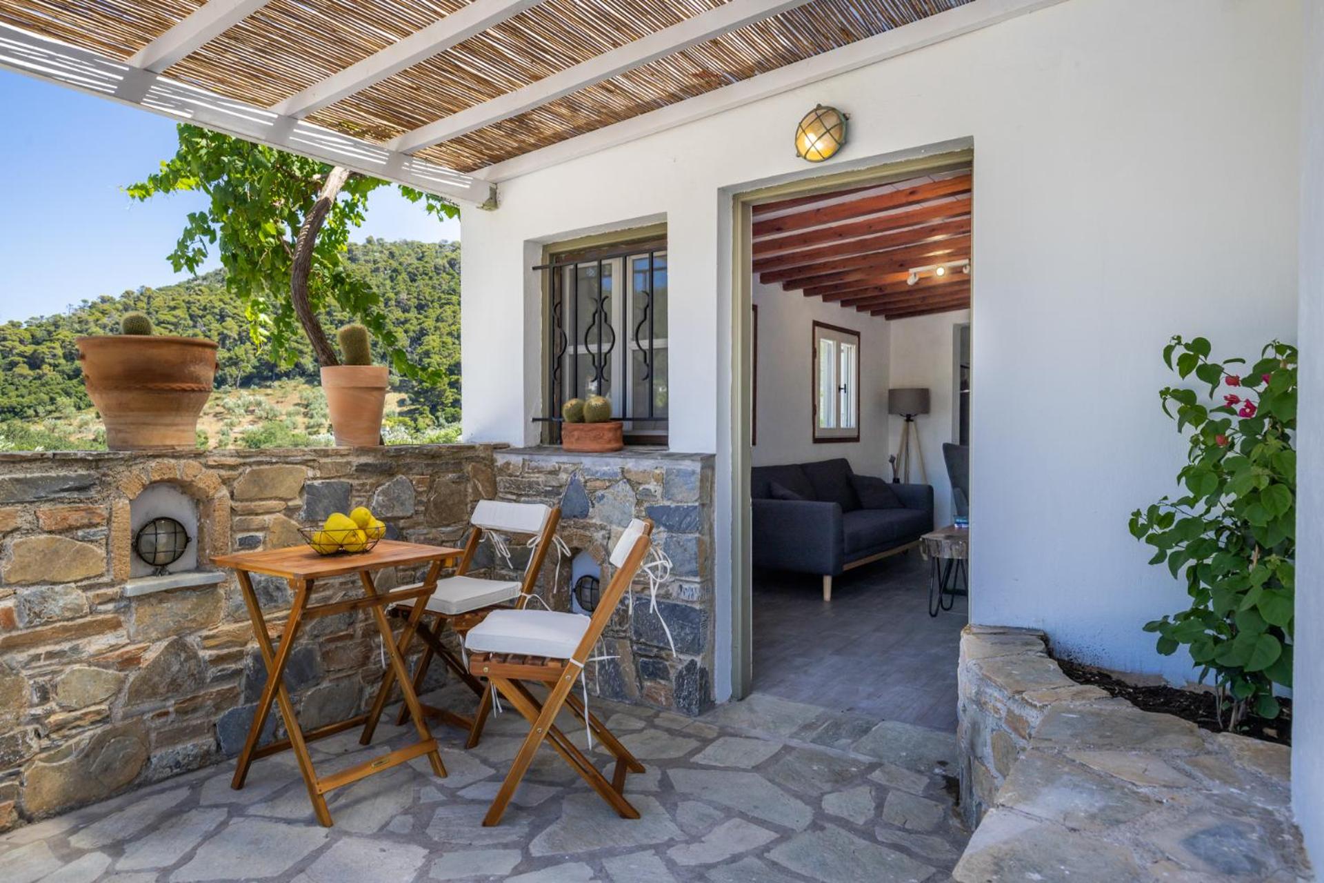 Selini Cottage