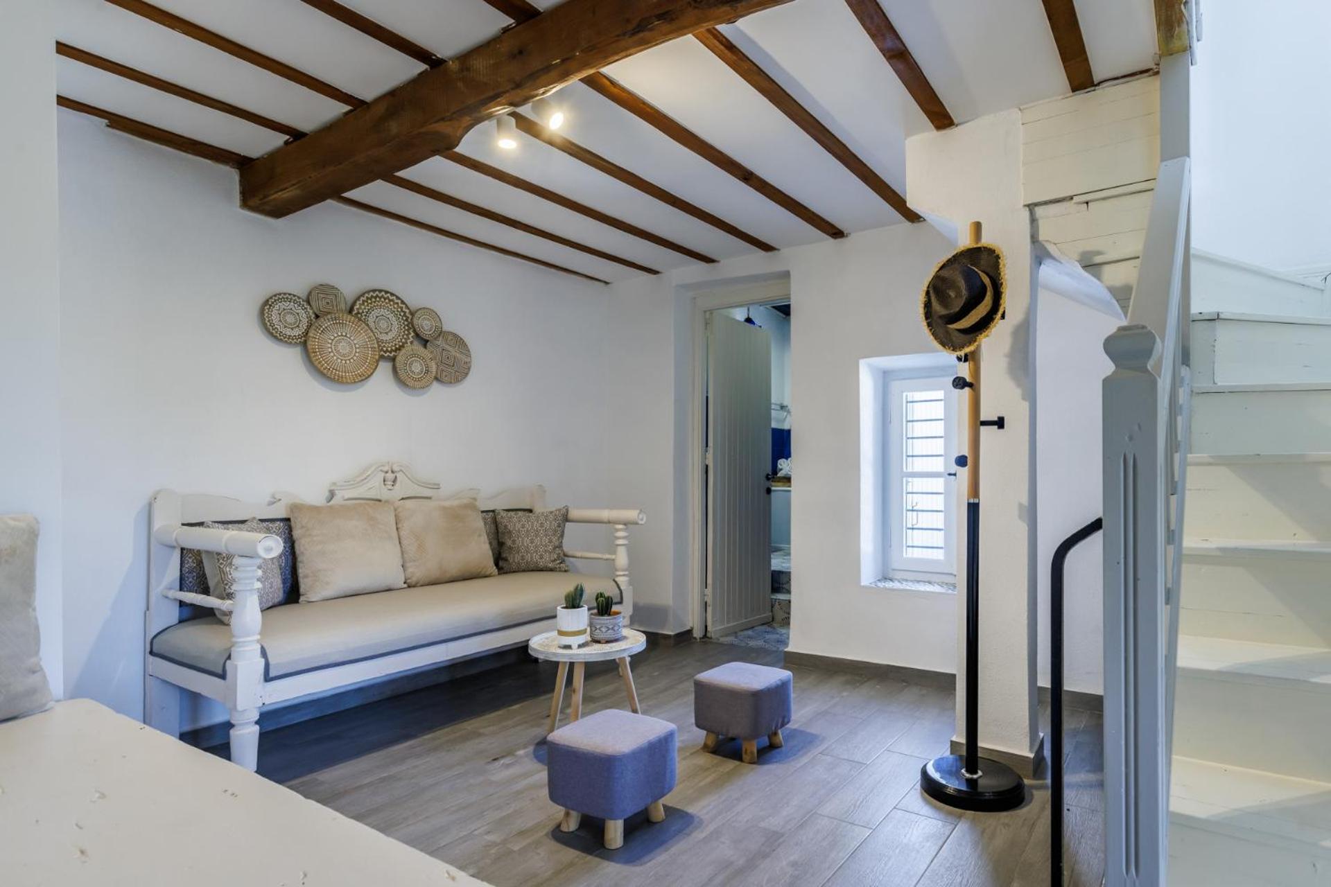 Selini Cottage