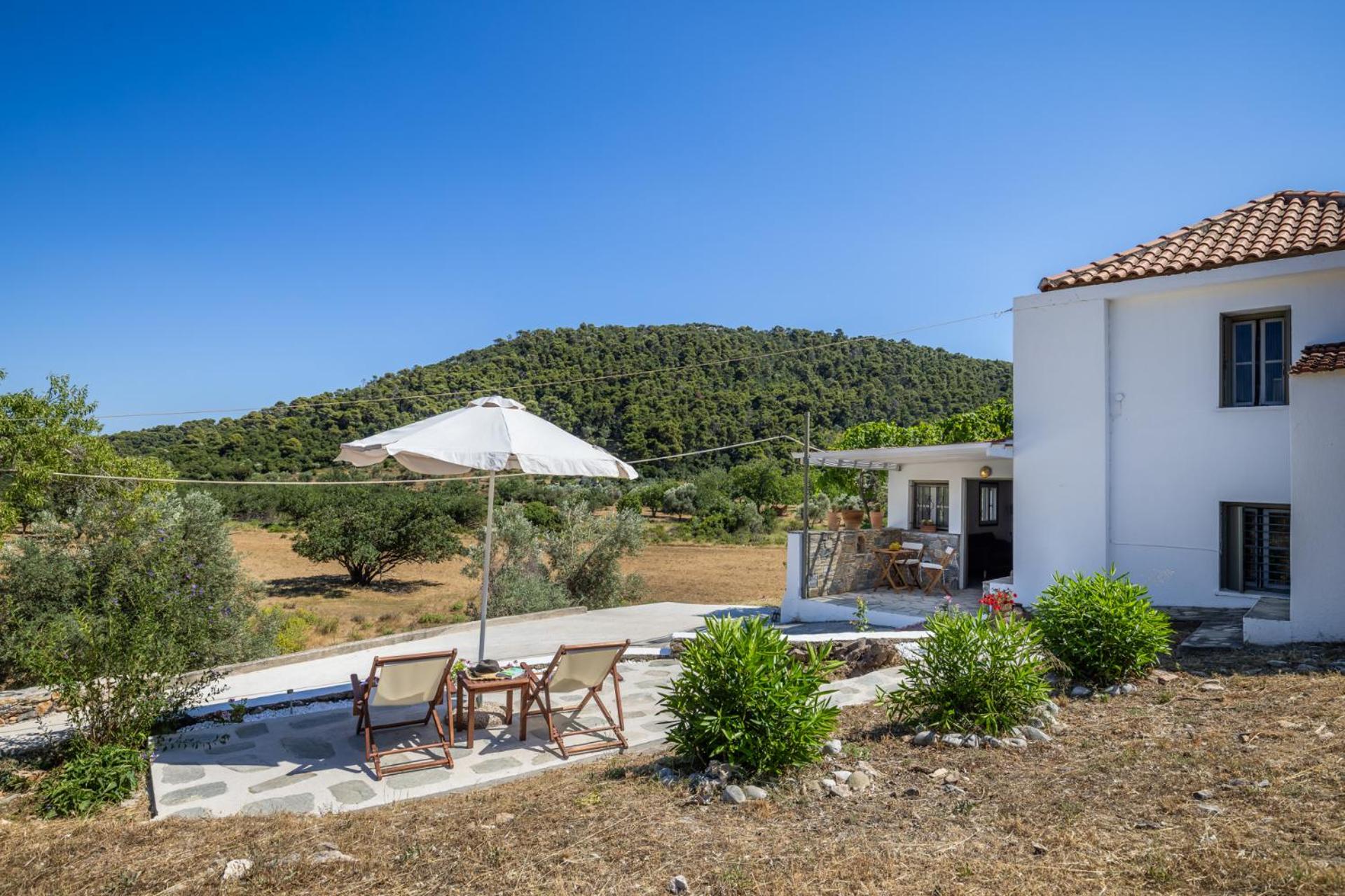 Selini Cottage