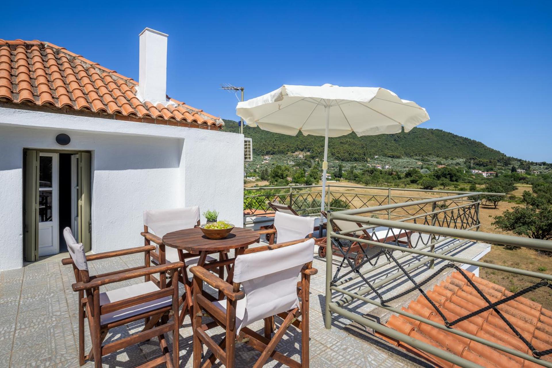 Selini Cottage