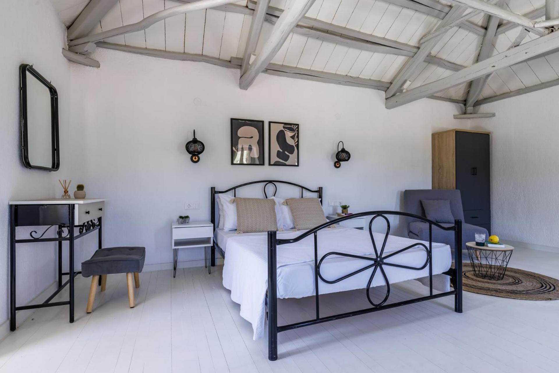 Selini Cottage