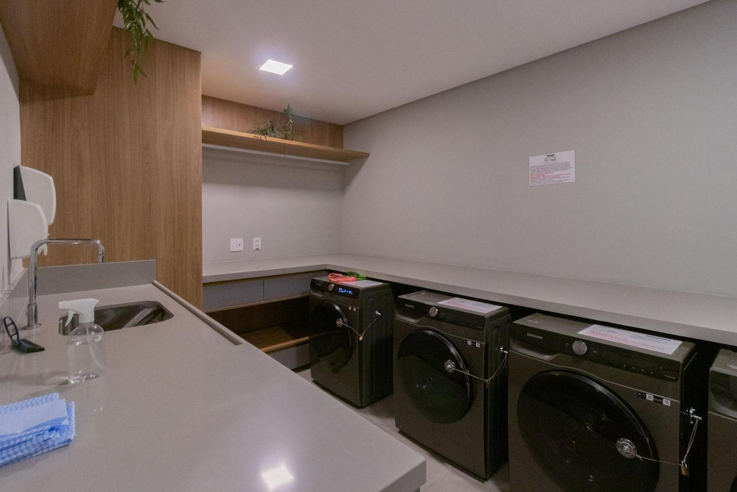 Apartamento Cond. Smart Studios Belenzinho by OBA