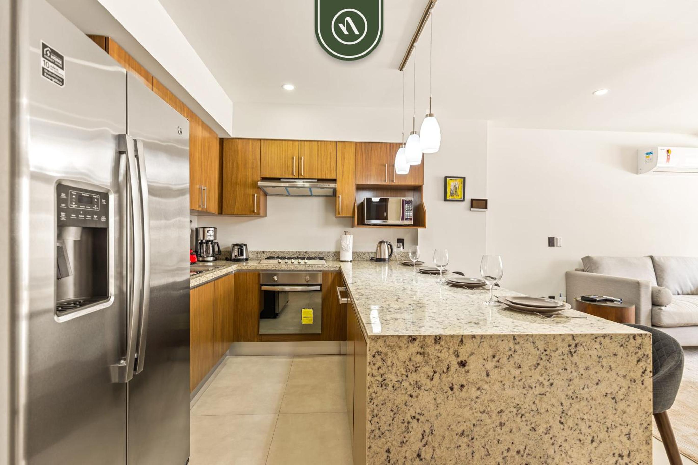 2BR Condo in Romantic Zone - Rooftop Pool view 5