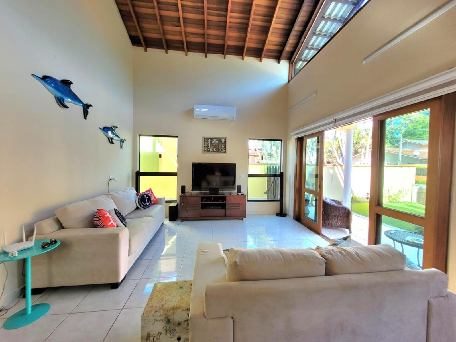 Casa em Caraguá Massaguaçu 3 quartos com piscina