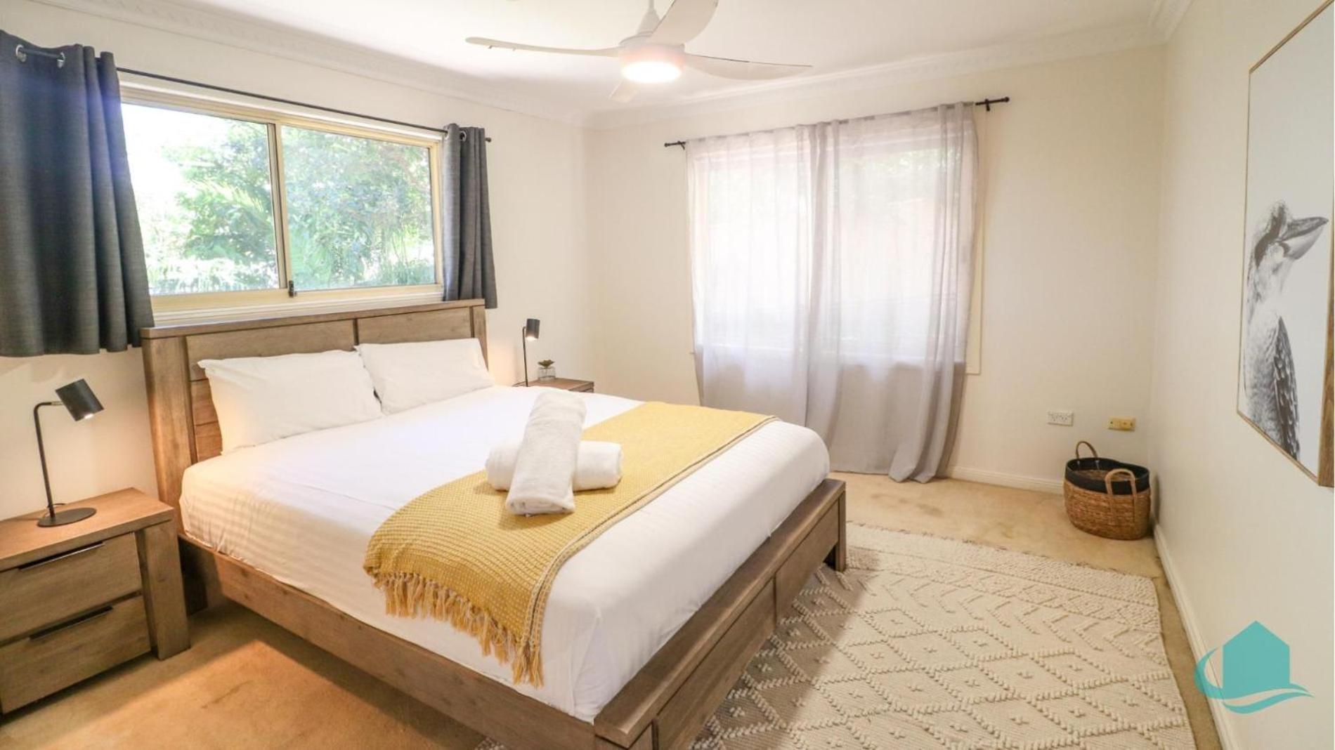 Bellavista Retreat - Upstairs 3-Bedroom Apartment