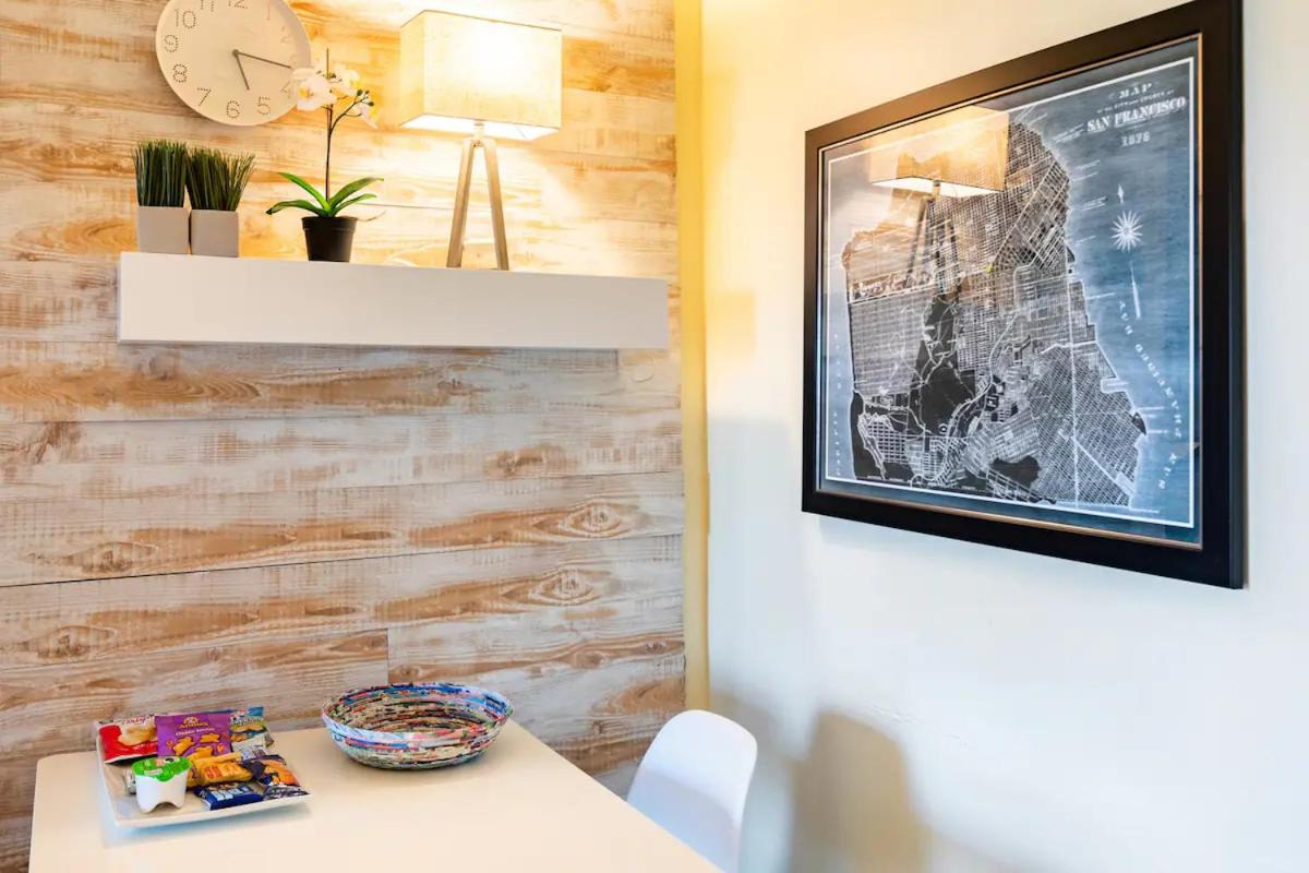 Book Your Summer Holiday-2 En Suite Baths-Walk to Everything-Guest Favorite-Book Now-Central-Steps to Dining view 4