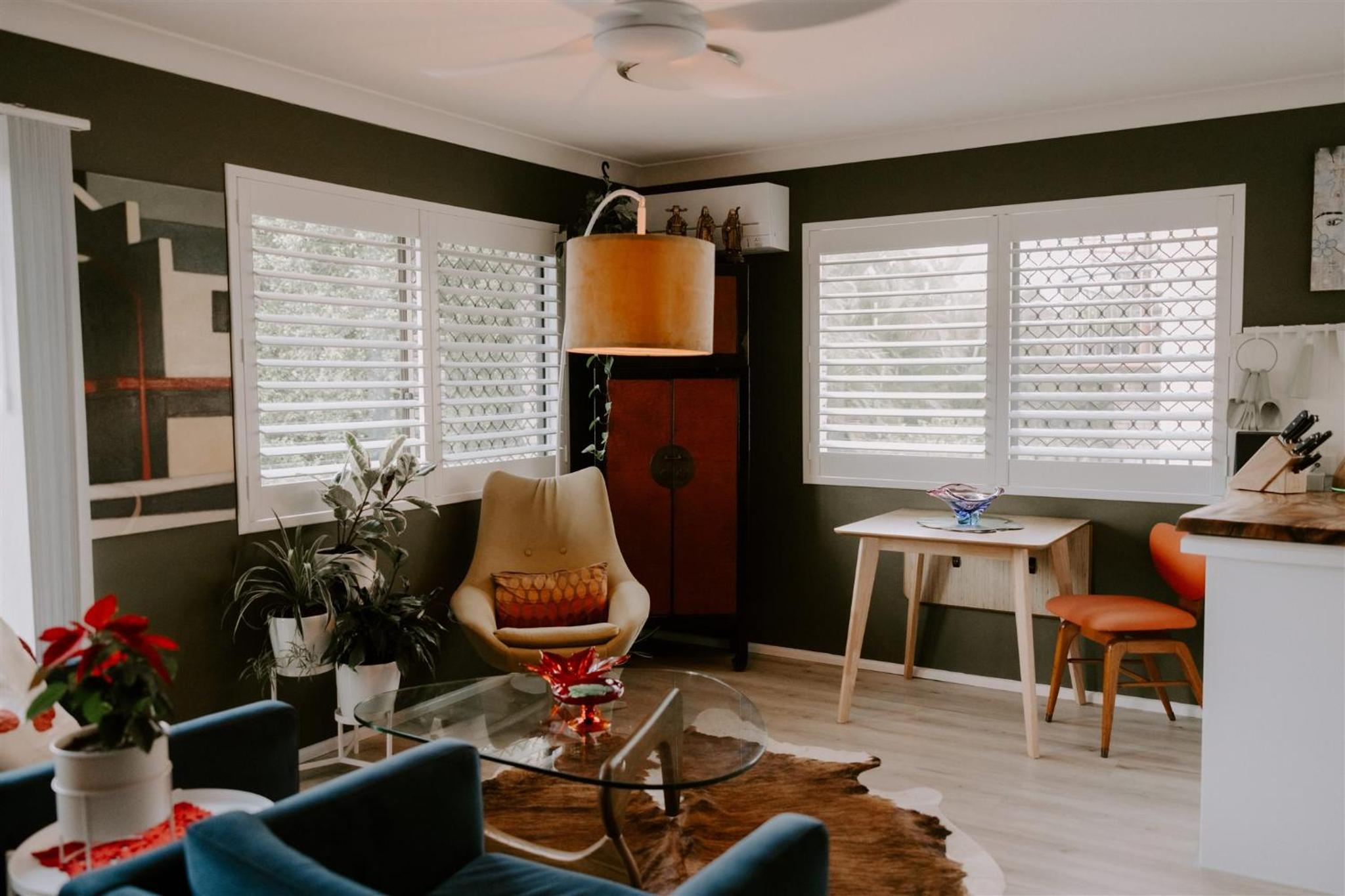 2BD Modern Beautiful Apartment - WiFi - 800m to the Beach
