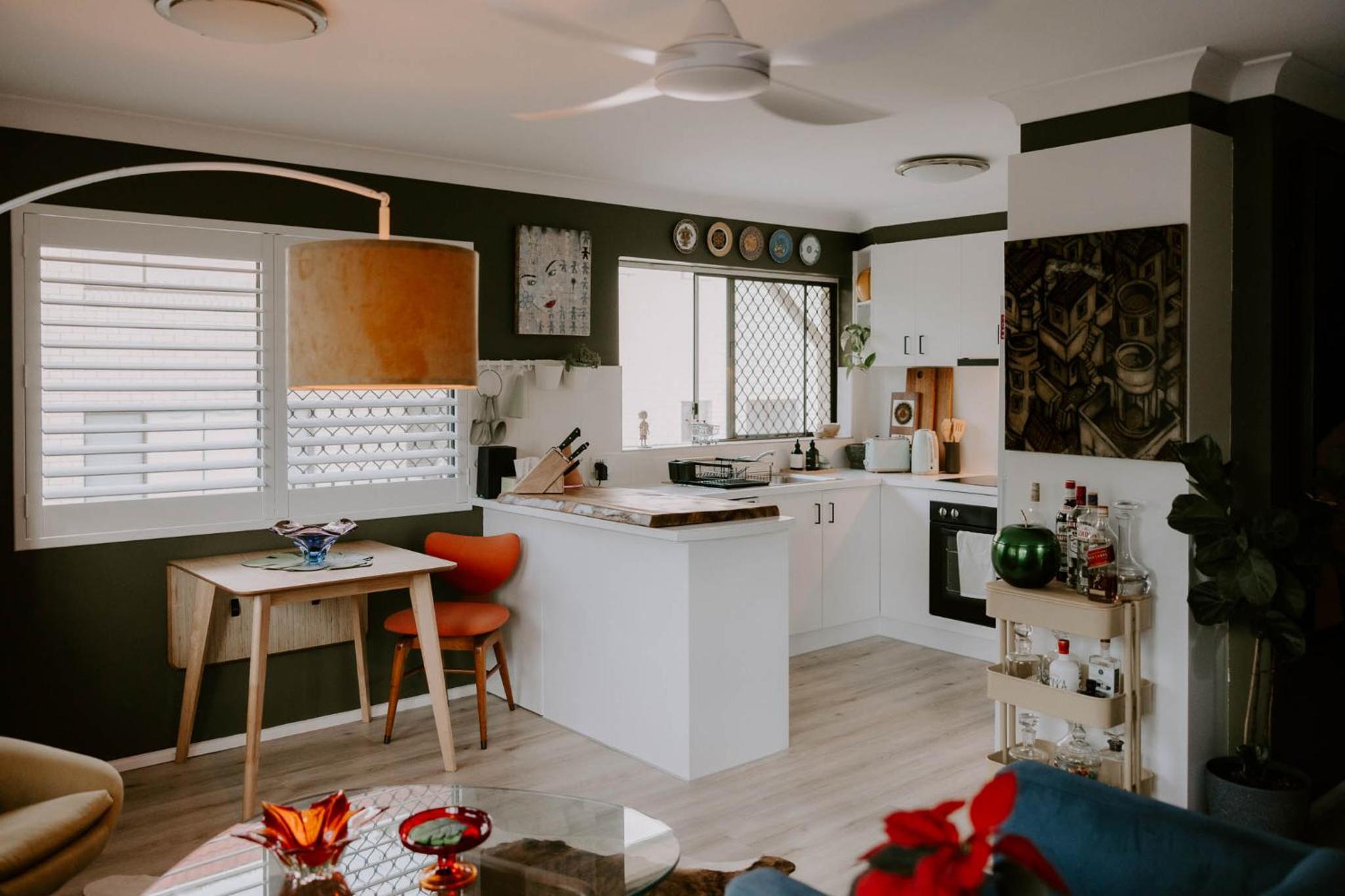 2BD Modern Beautiful Apartment - WiFi - 800m to the Beach
